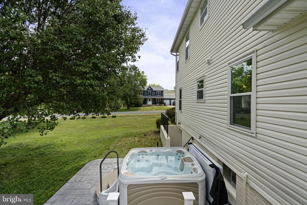 54 Bertram Blvd