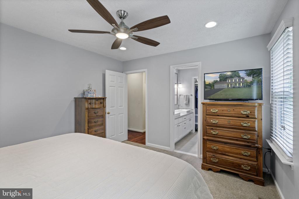 54 Bertram Blvd