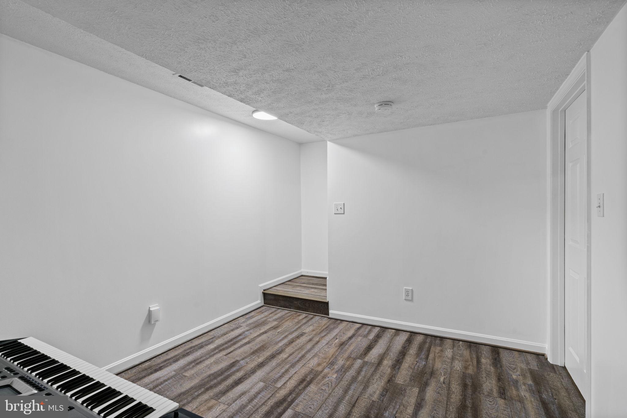 54 Bertram Blvd
