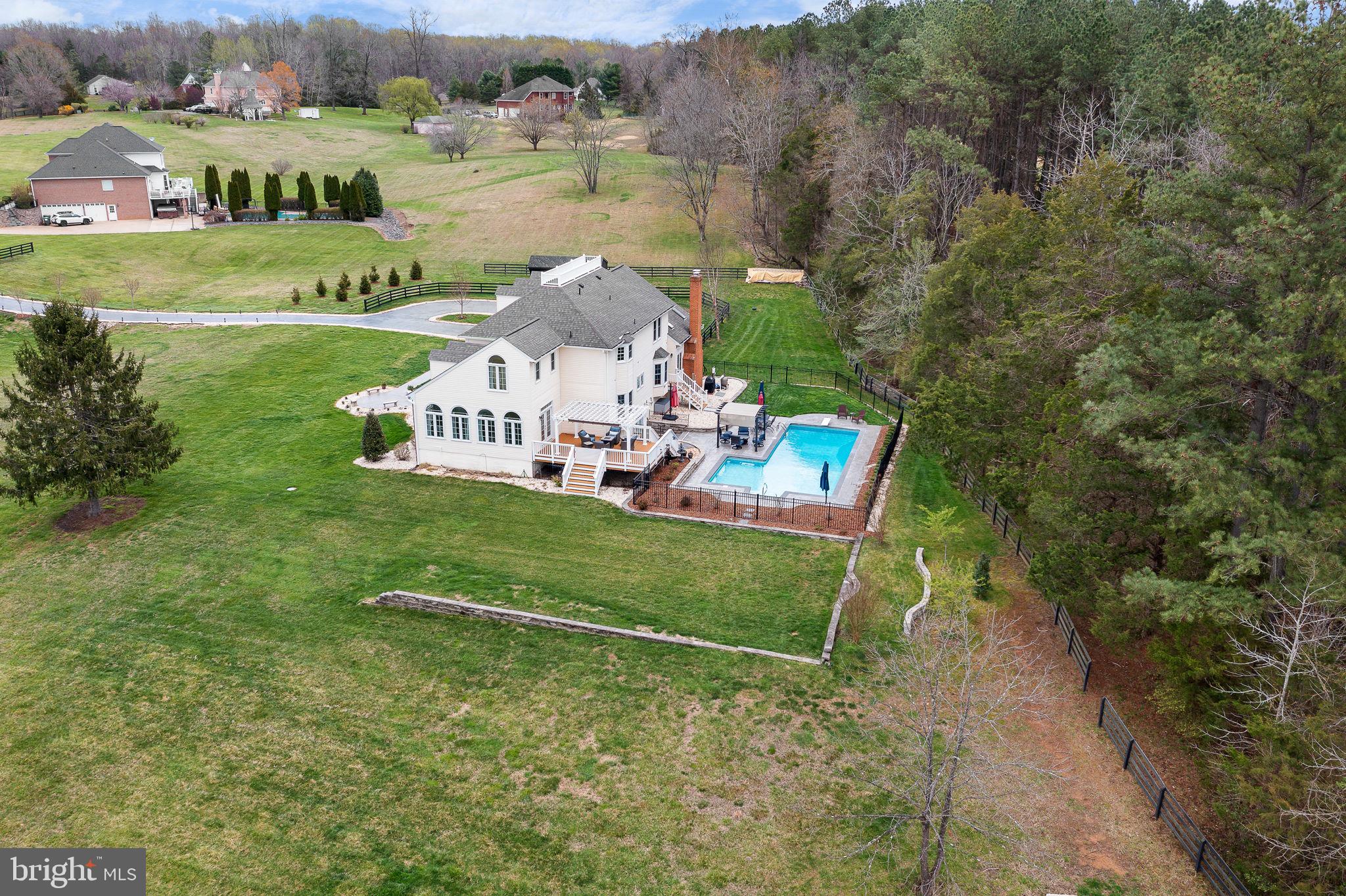 43 Winning Colors Rd