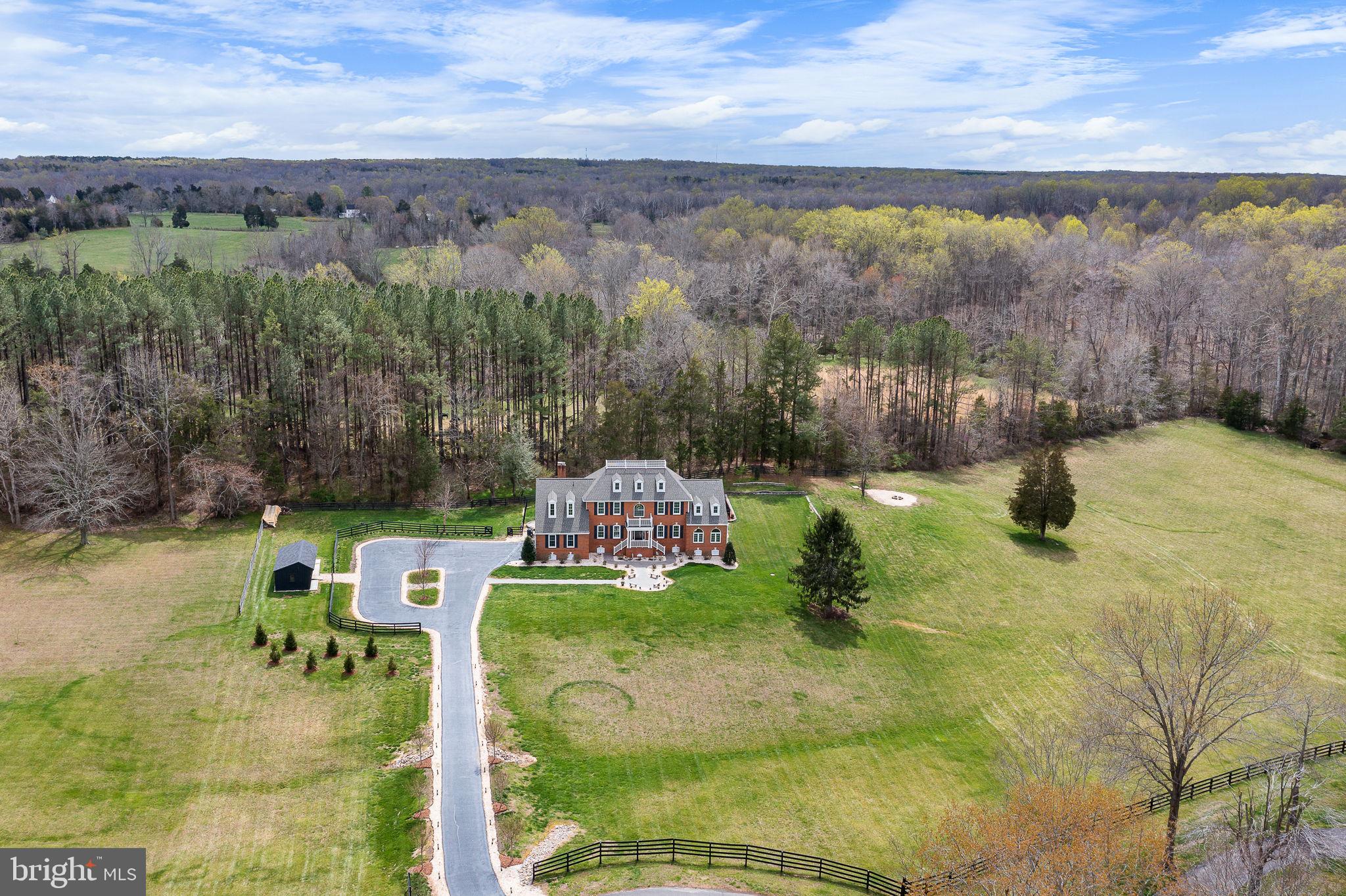 43 Winning Colors Rd