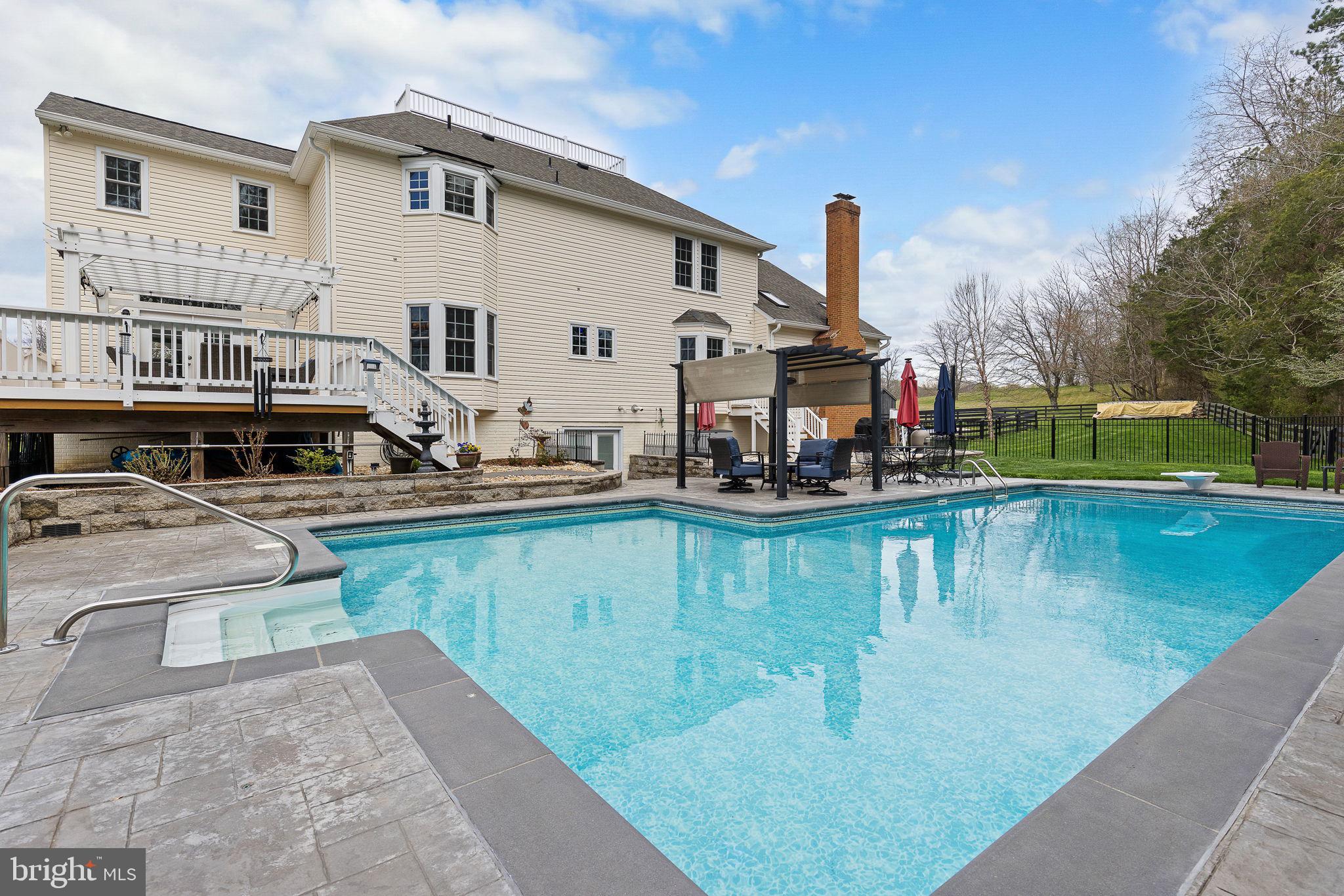 43 Winning Colors Rd