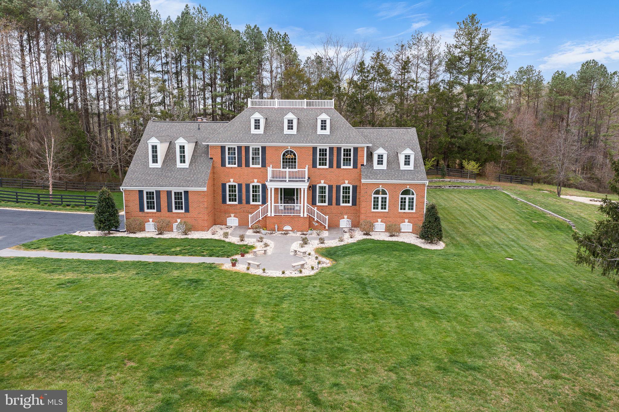 43 Winning Colors Rd