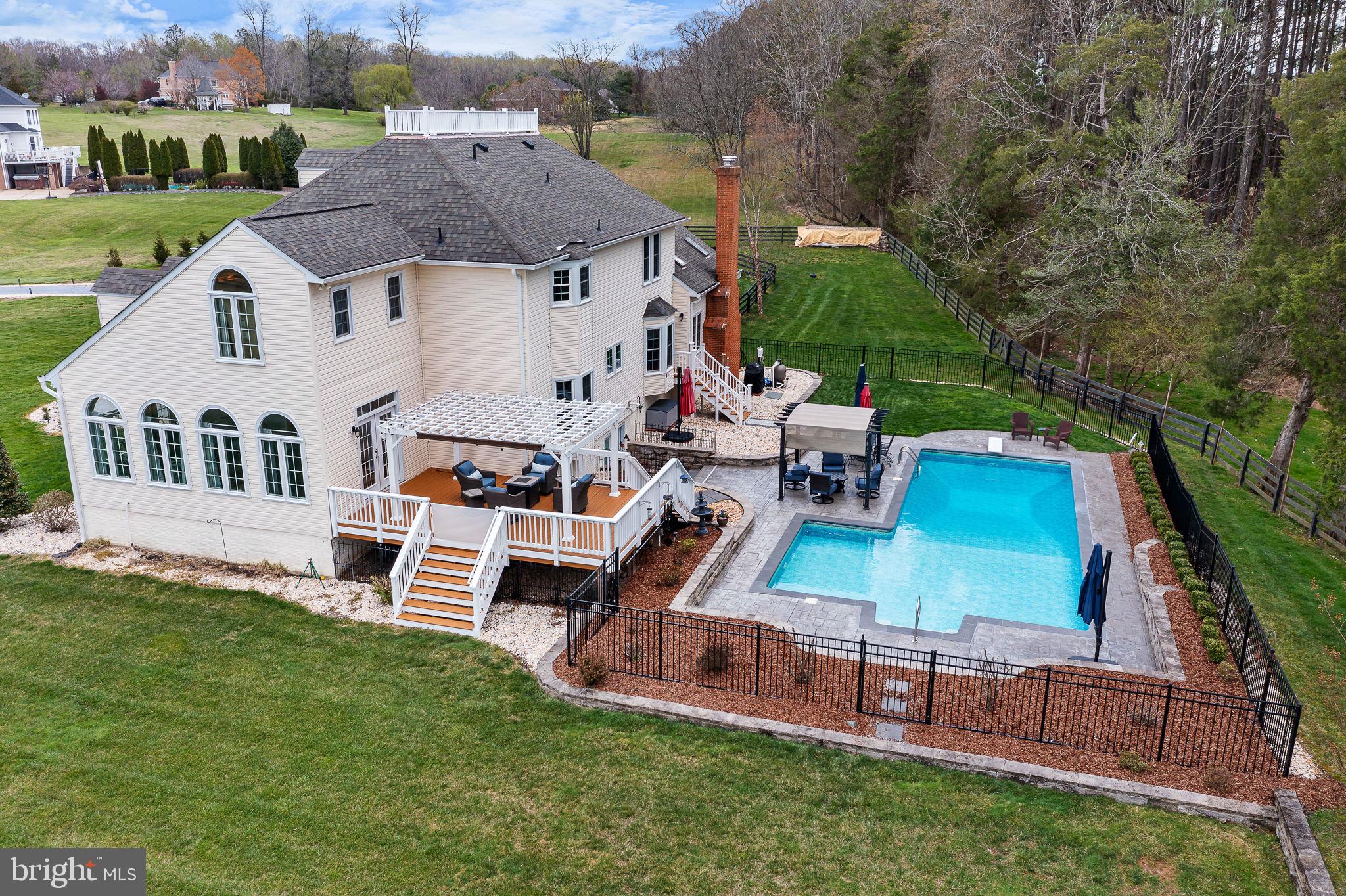 43 Winning Colors Rd