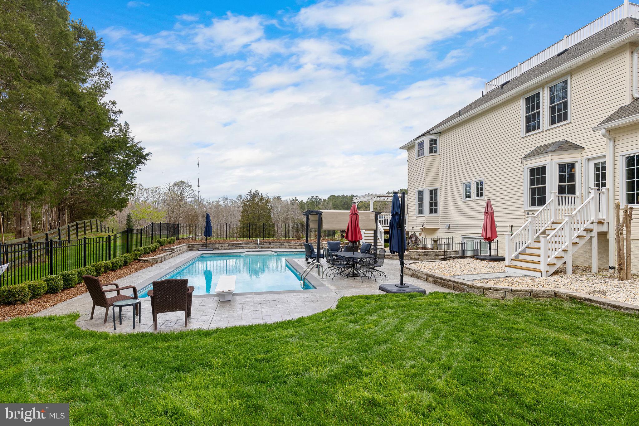 43 Winning Colors Rd