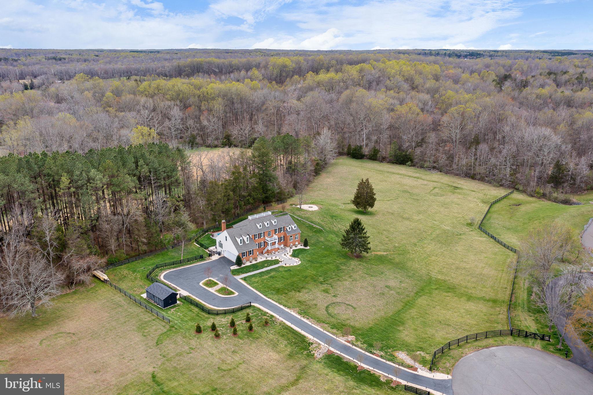 43 Winning Colors Rd