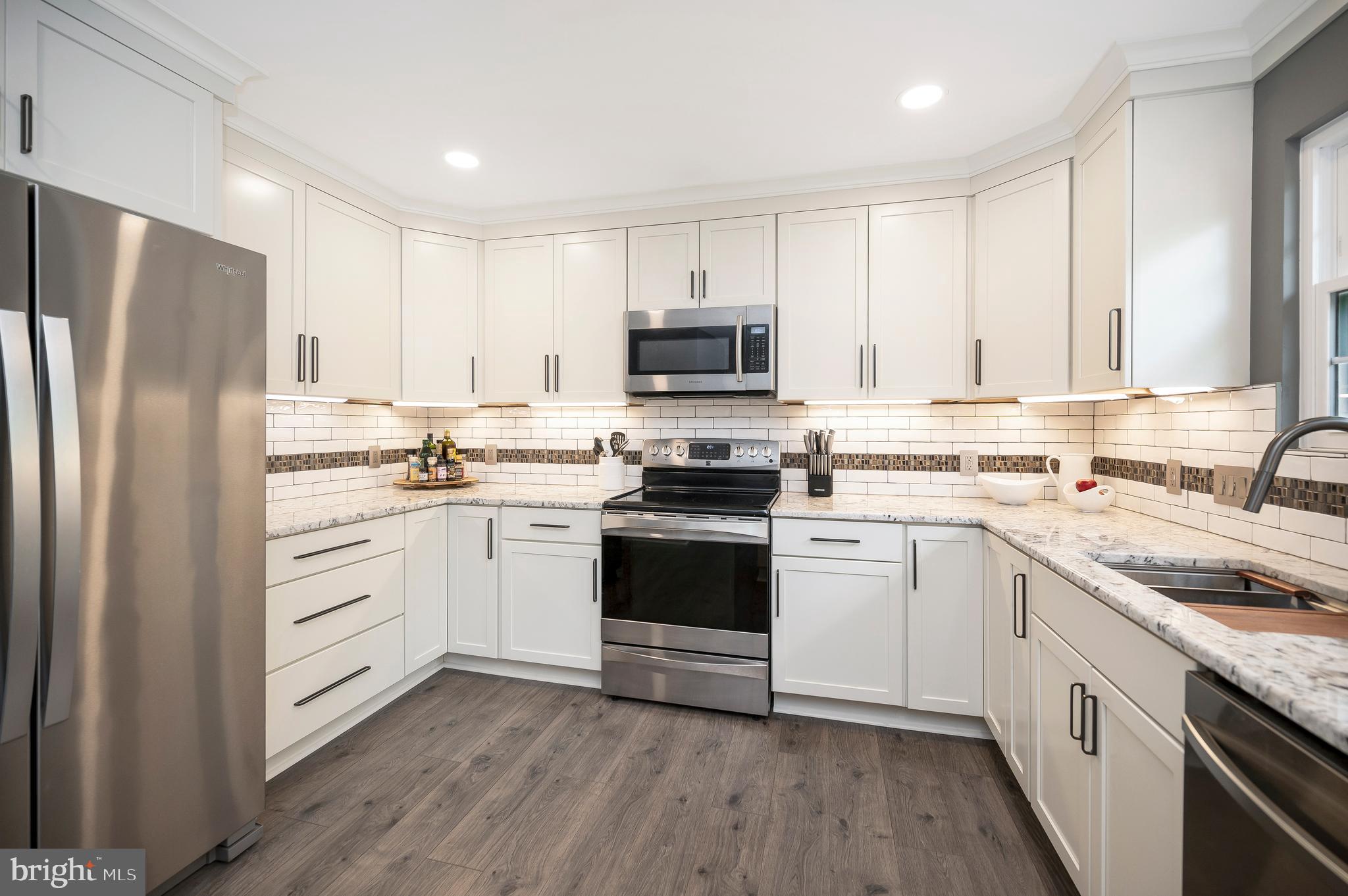 505 Waters Cove Ct