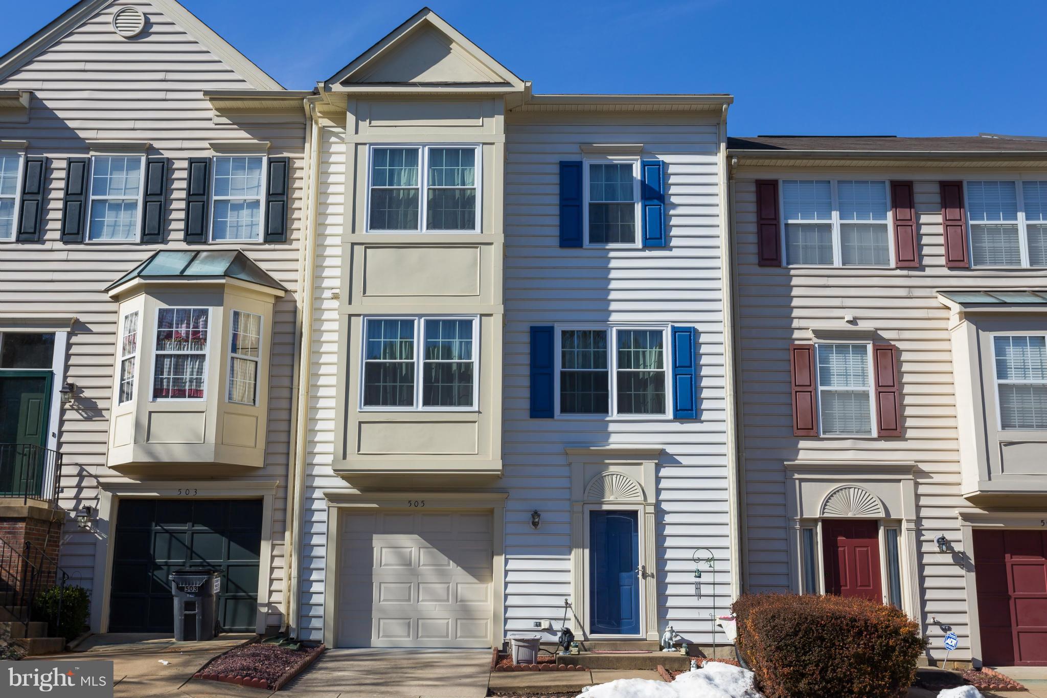 505 Waters Cove Ct