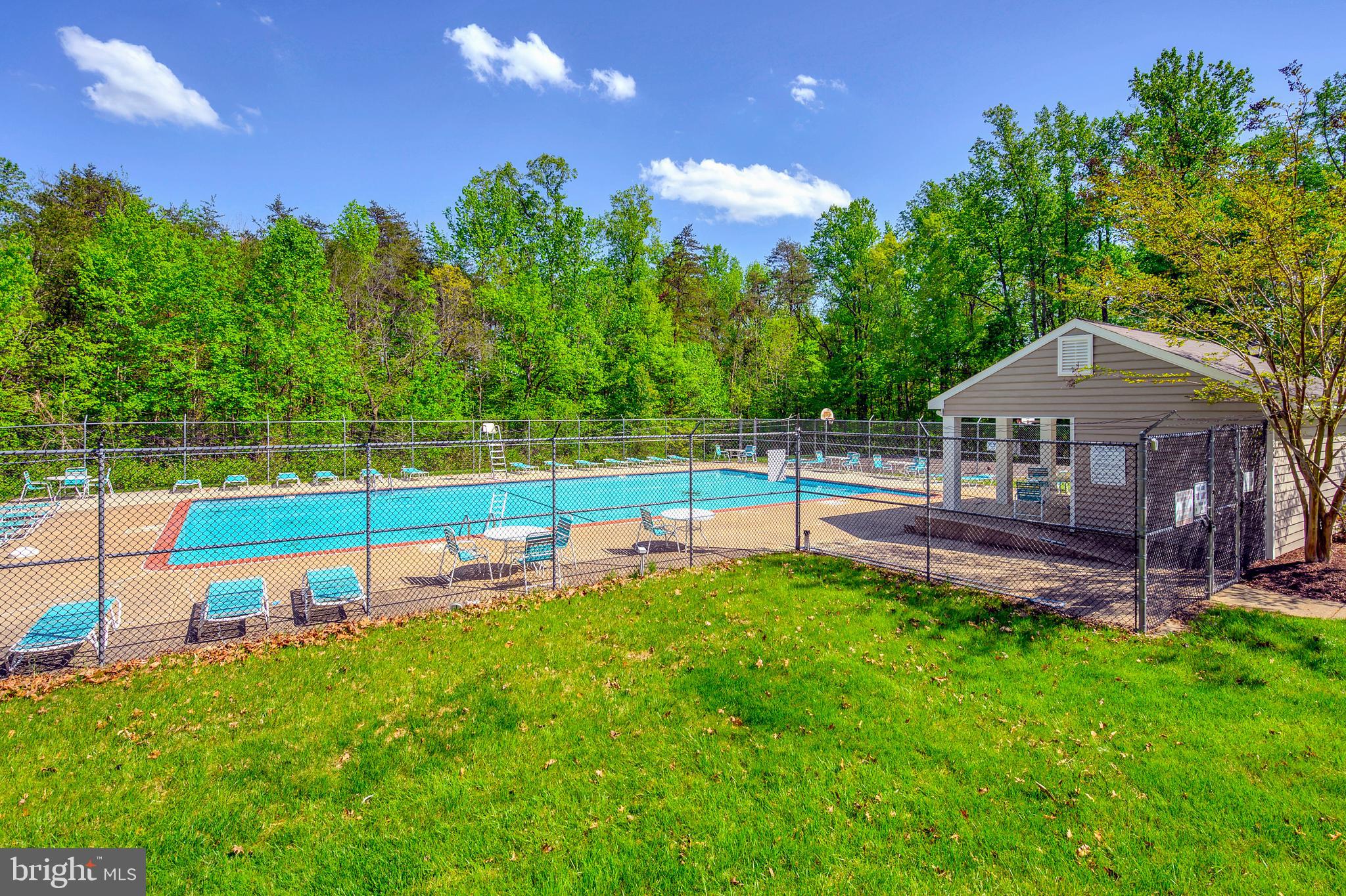 505 Waters Cove Ct