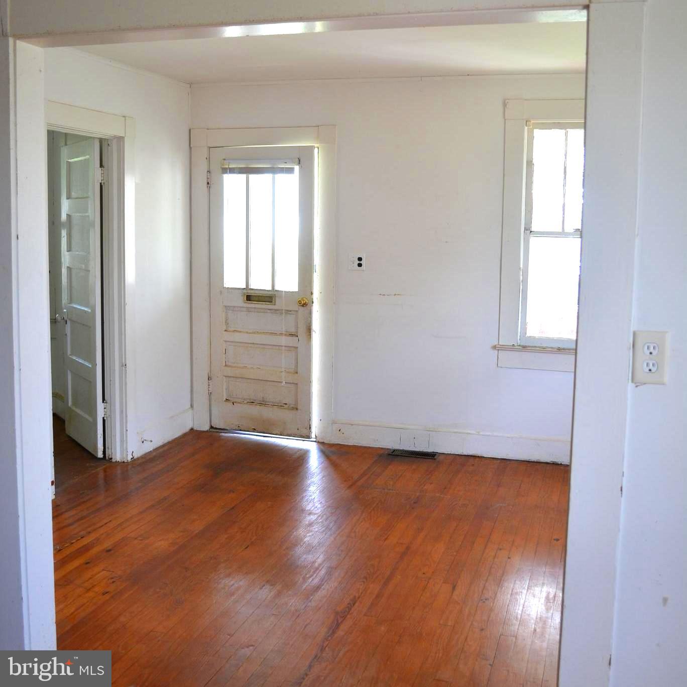 112 Hoyt St