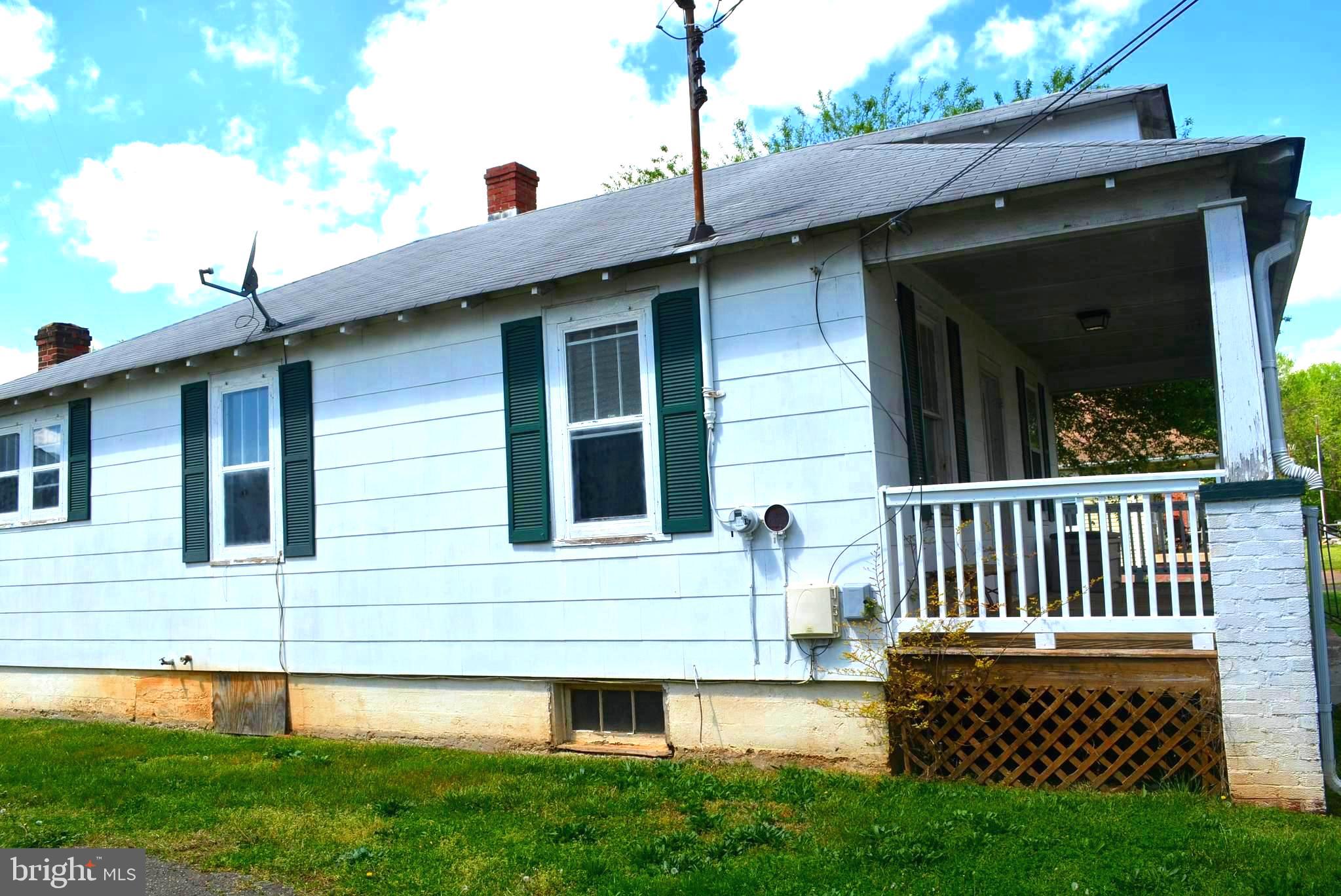112 Hoyt St