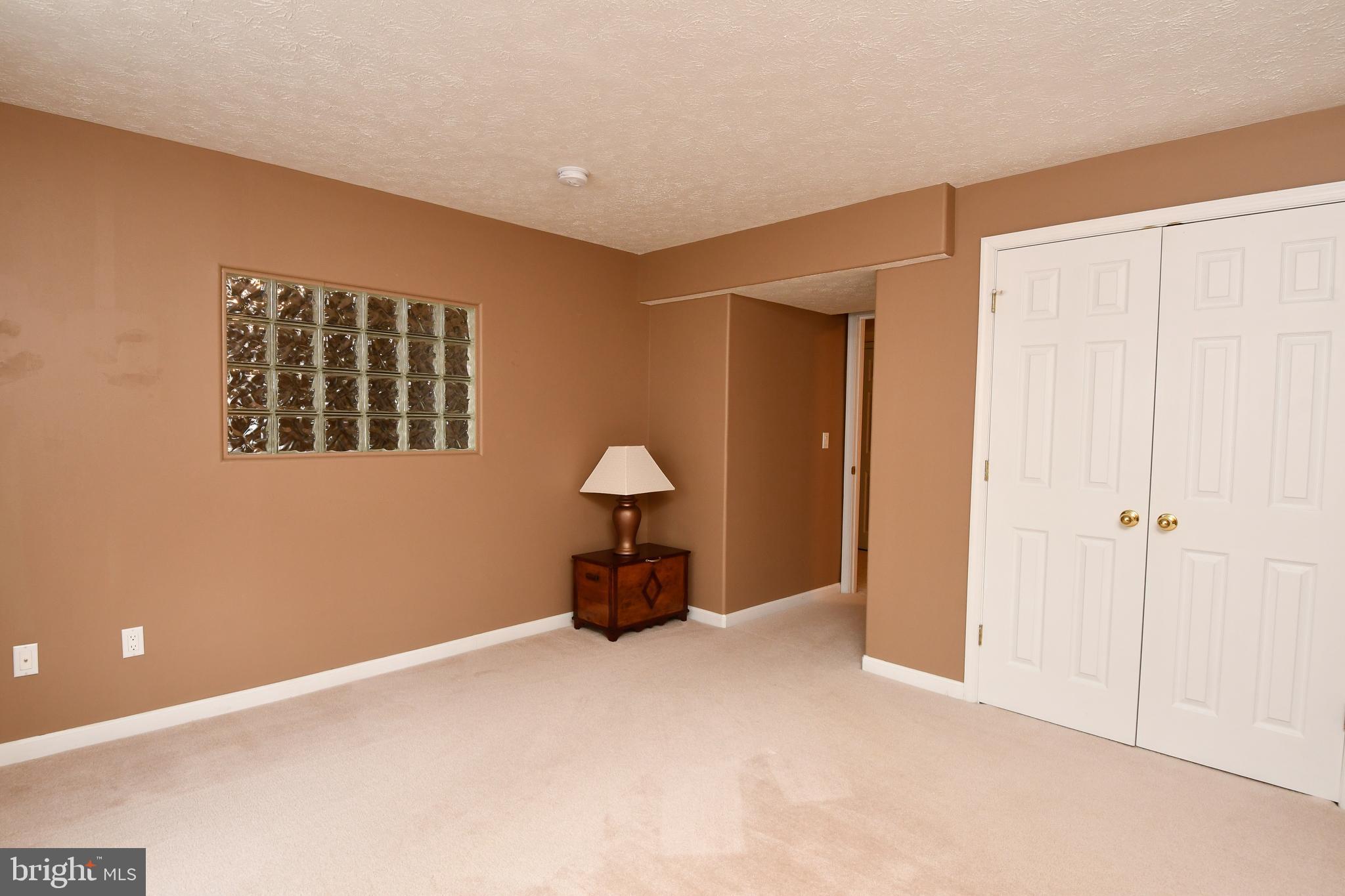 2 Nassau Ct