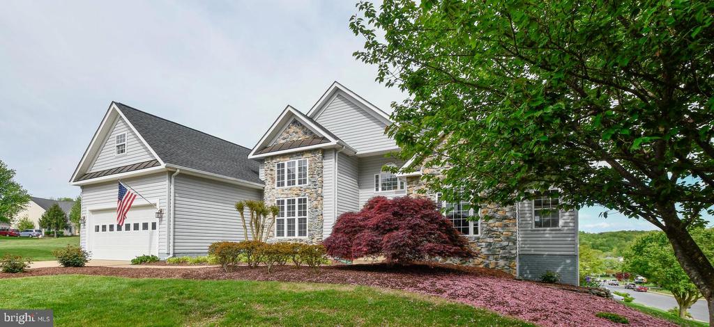 2 Nassau Ct