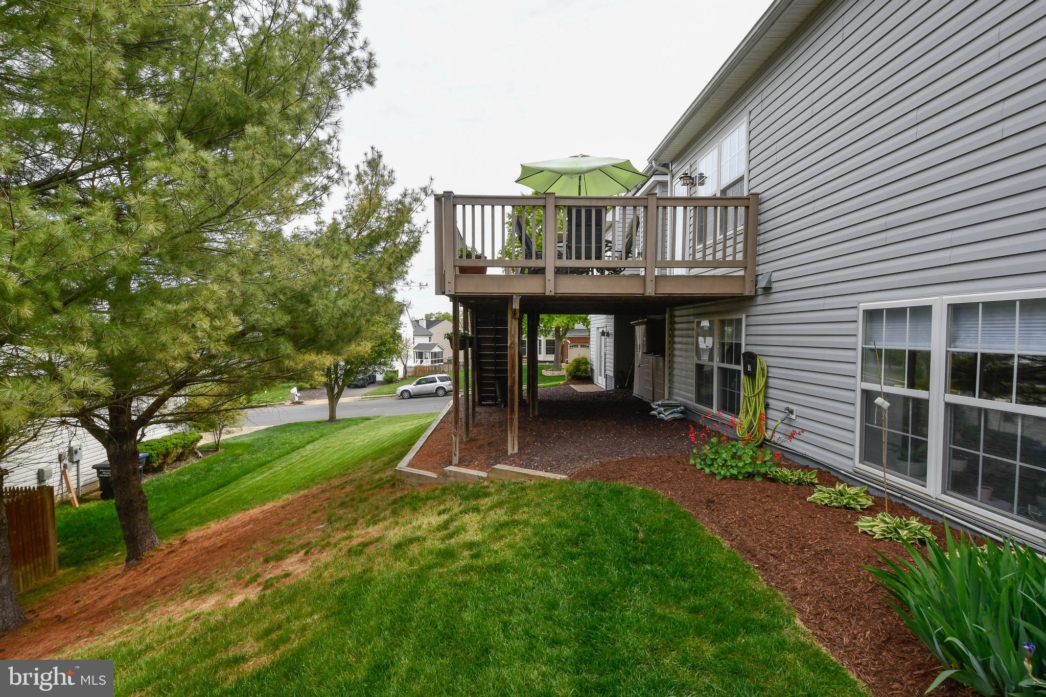 2 Nassau Ct