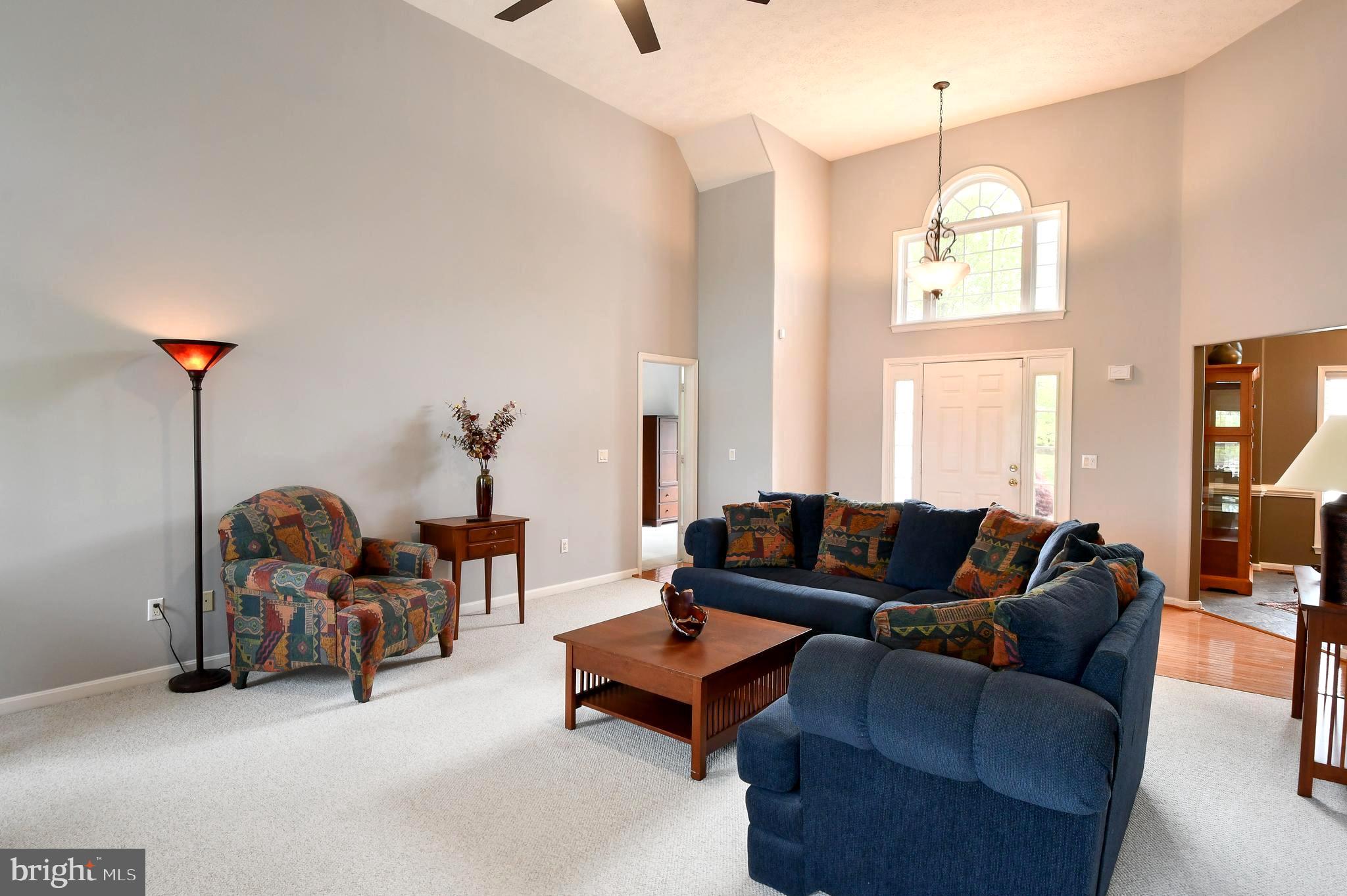 2 Nassau Ct