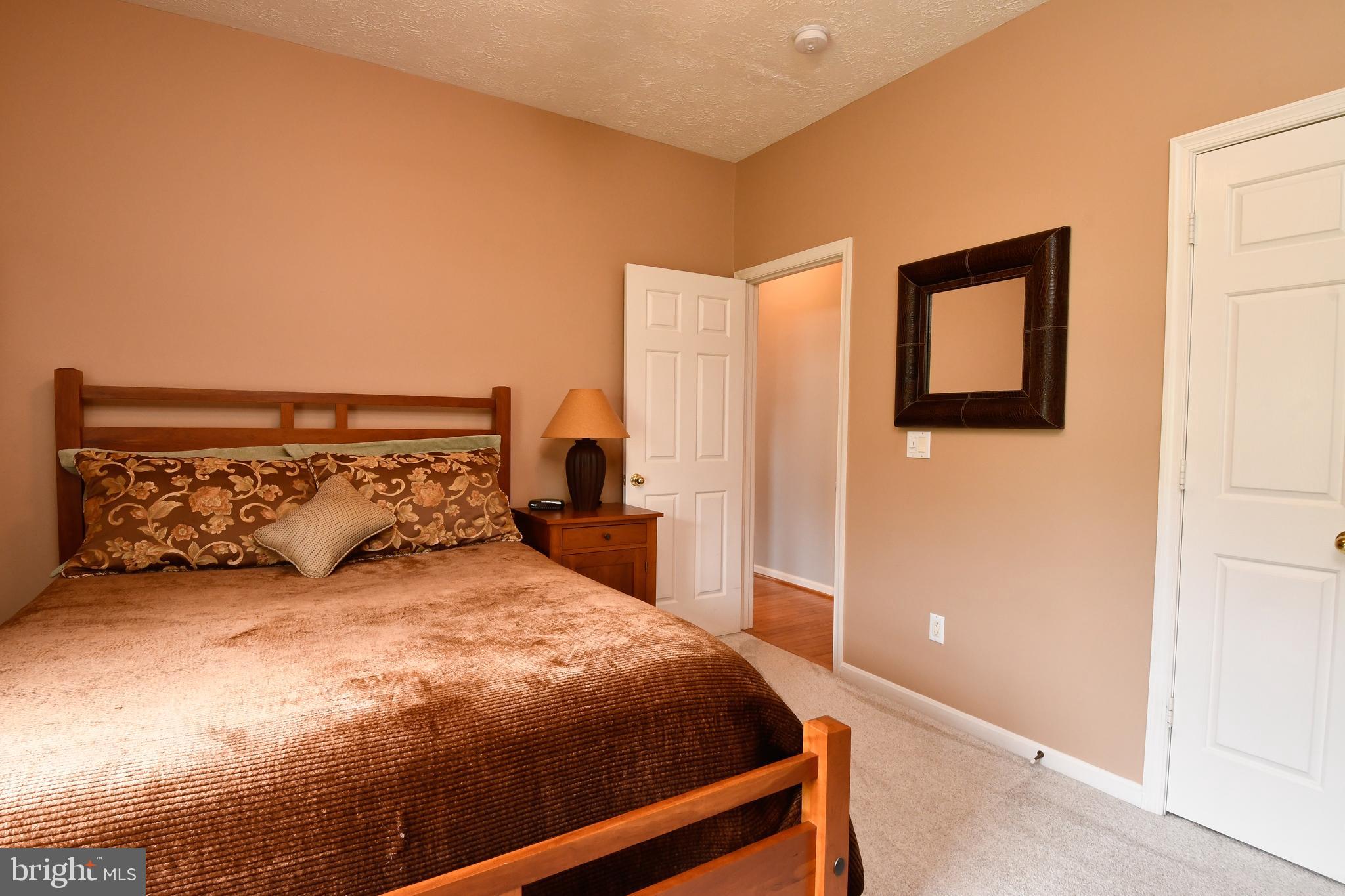2 Nassau Ct