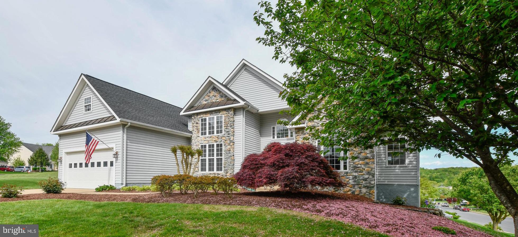 2 Nassau Ct