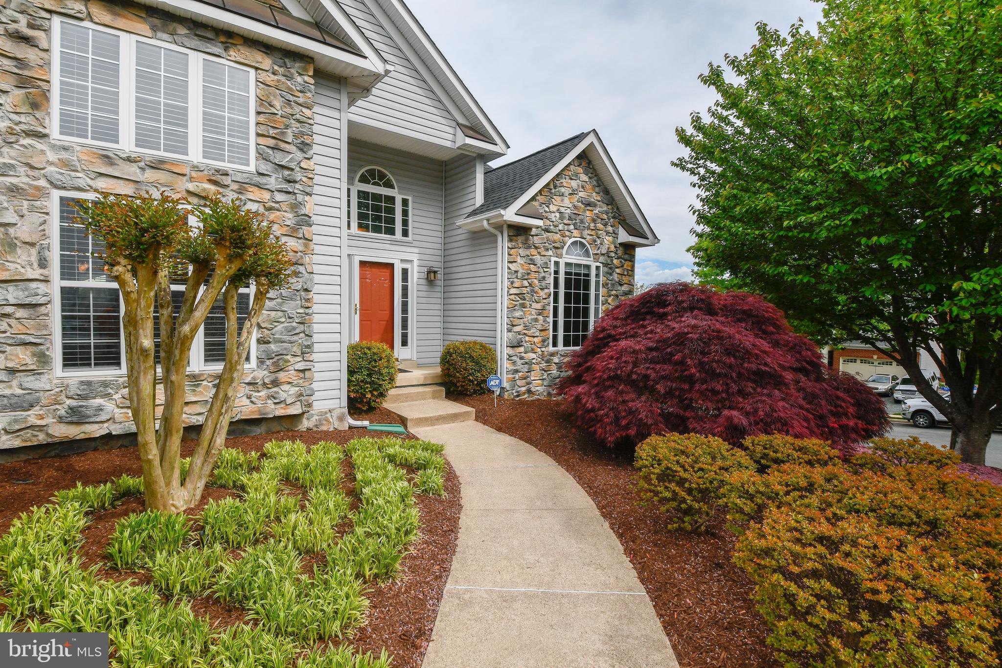 2 Nassau Ct