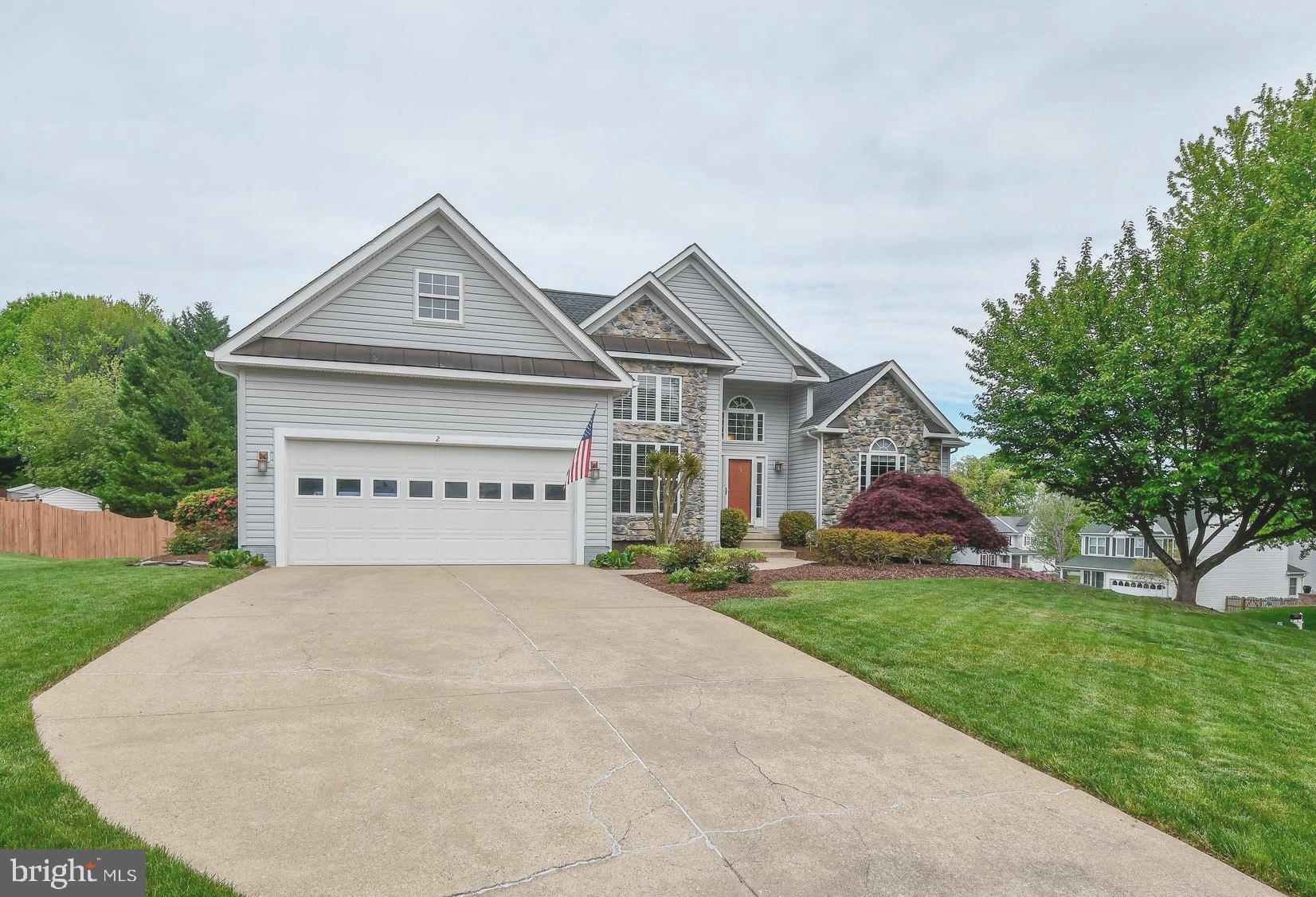 2 Nassau Ct
