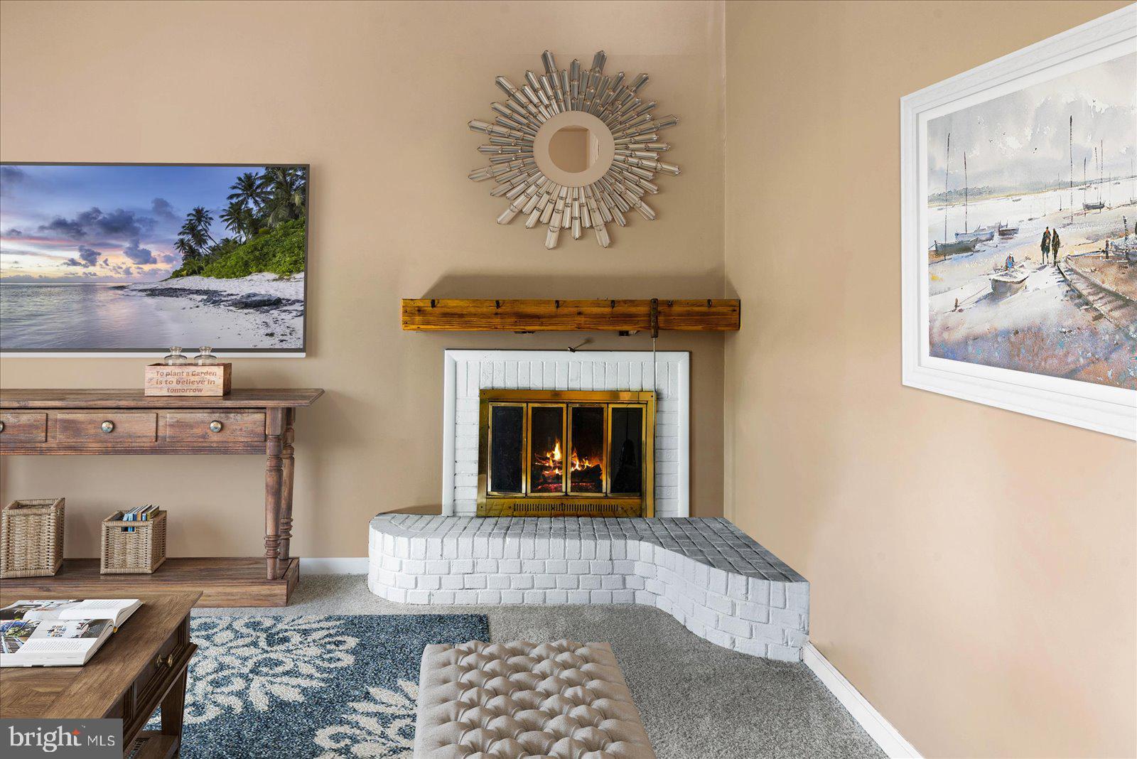 218 Spring Knoll Cir