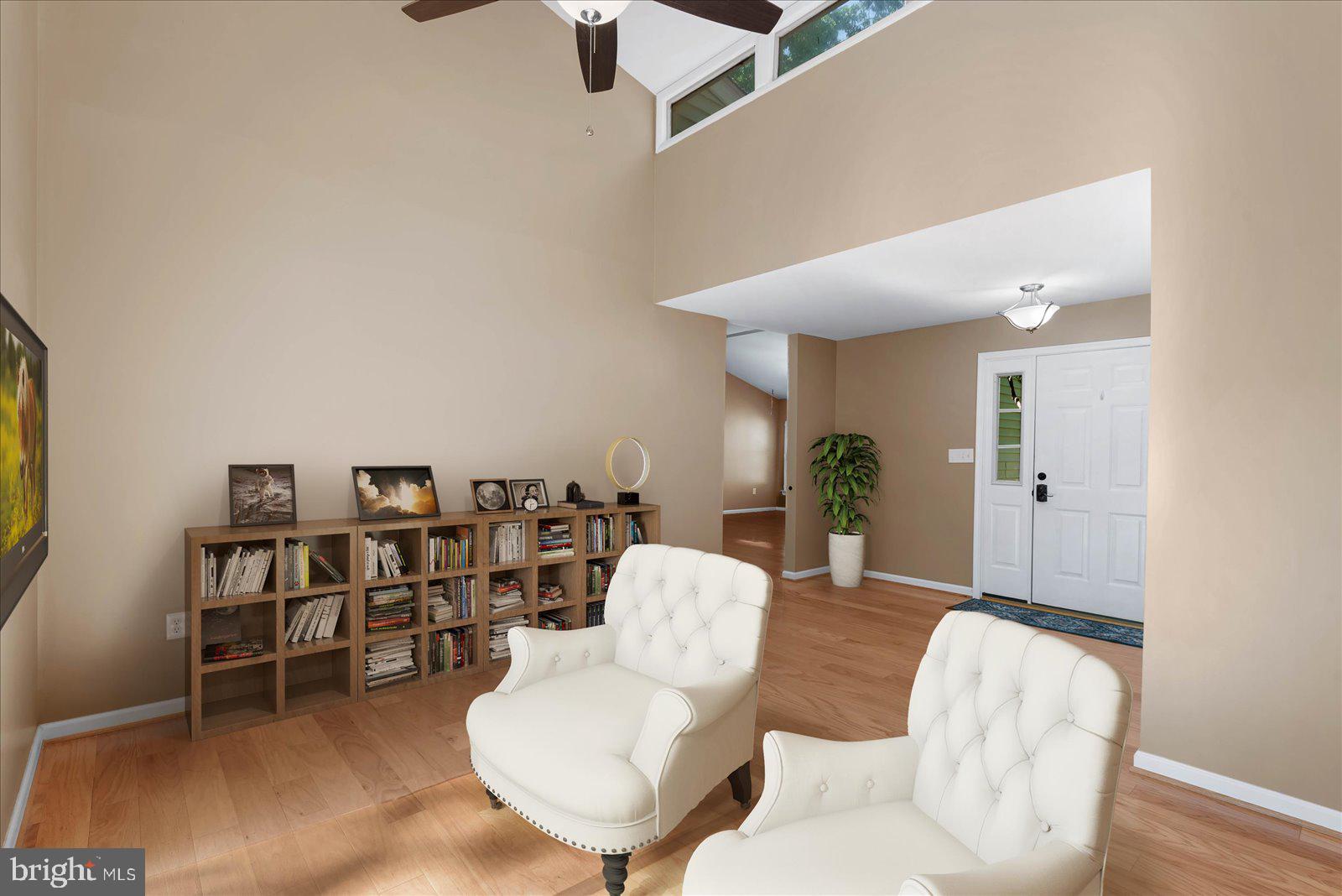 218 Spring Knoll Cir