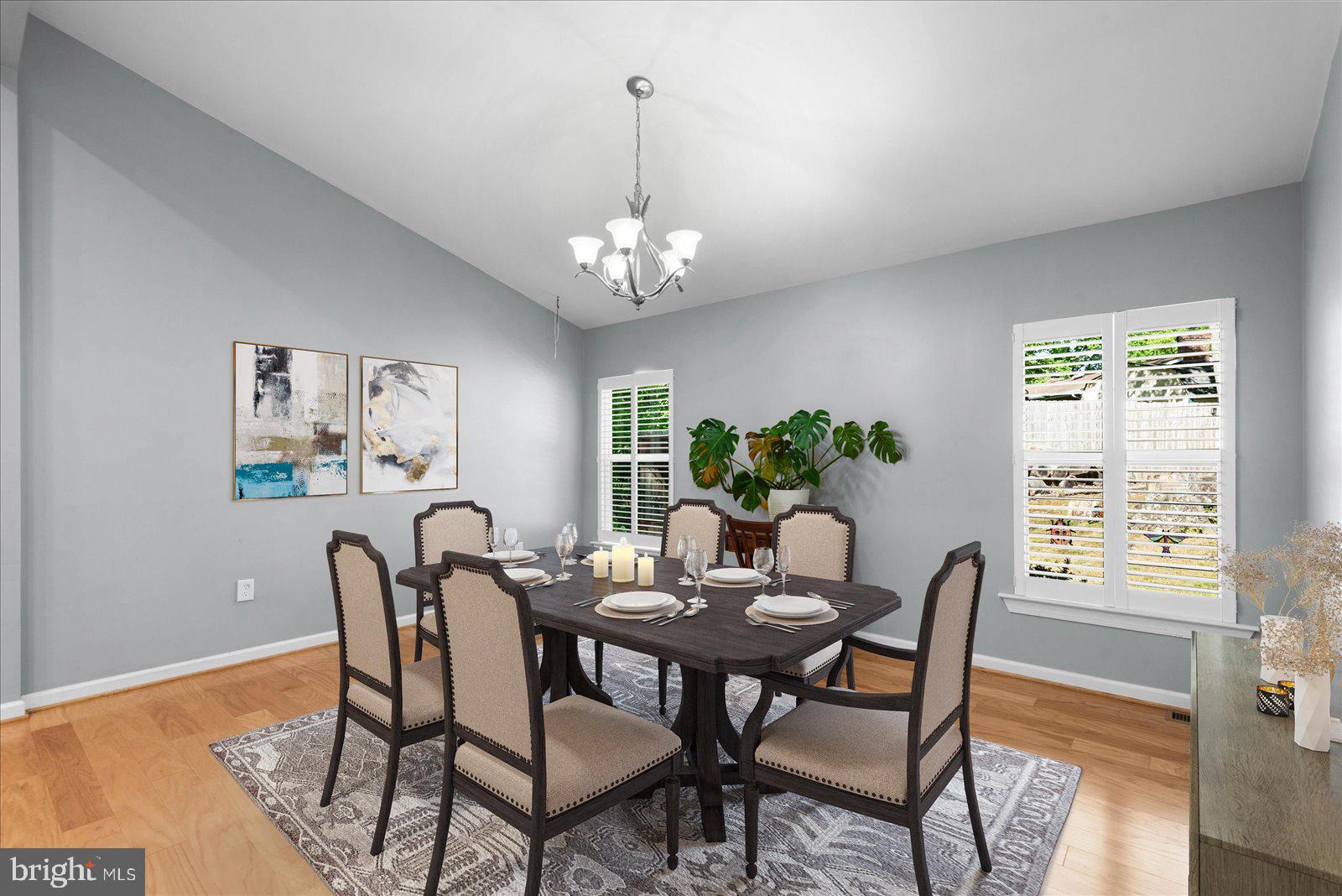 218 Spring Knoll Cir