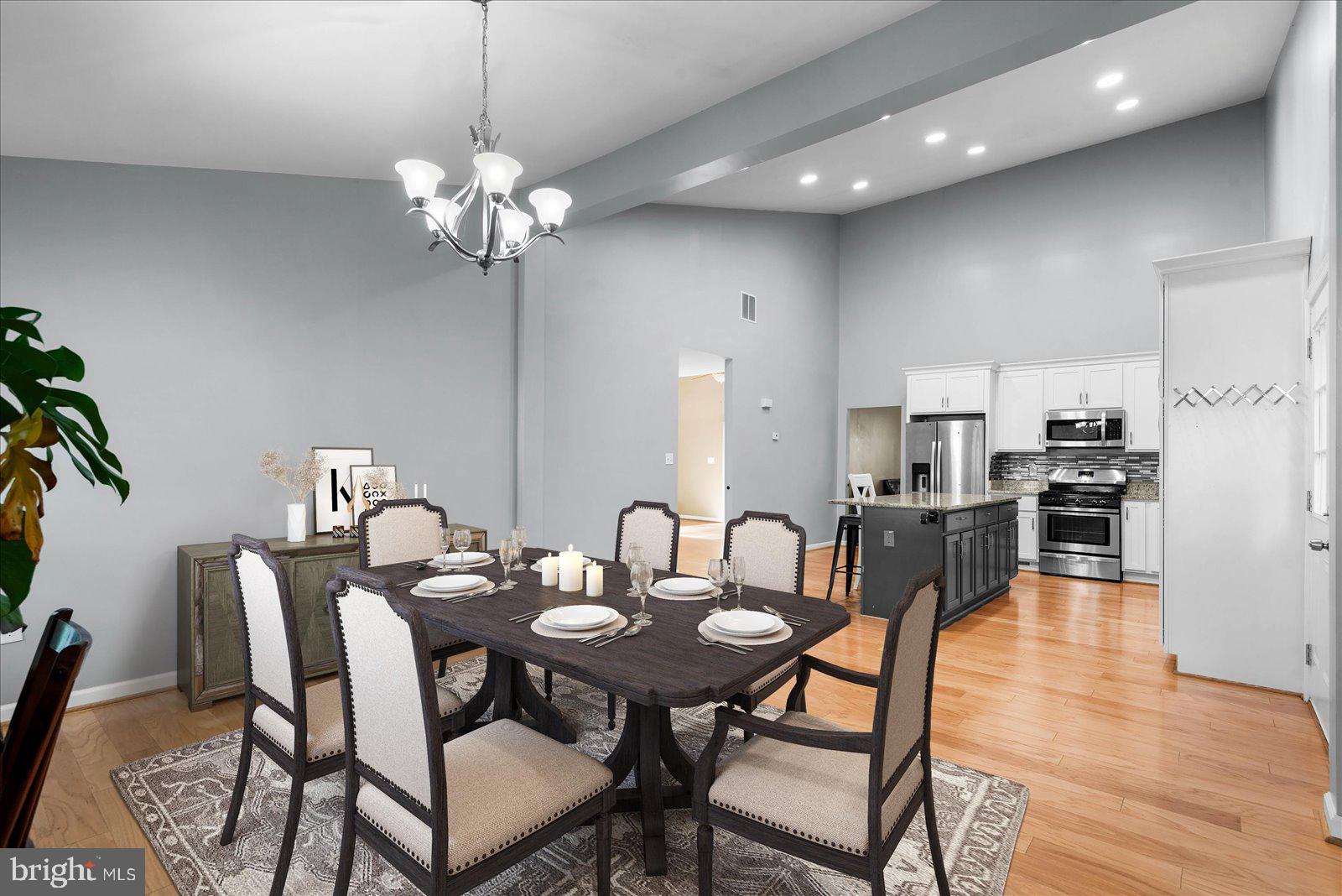218 Spring Knoll Cir