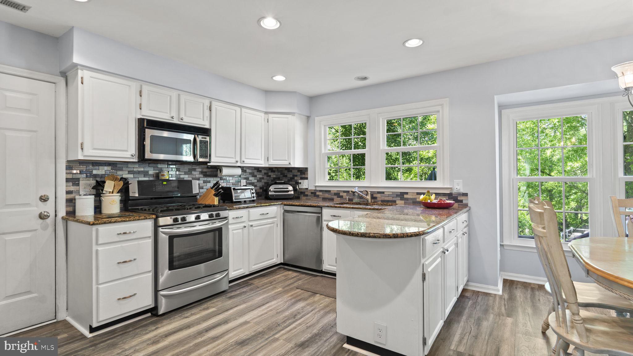 3 Eastbrook Ct