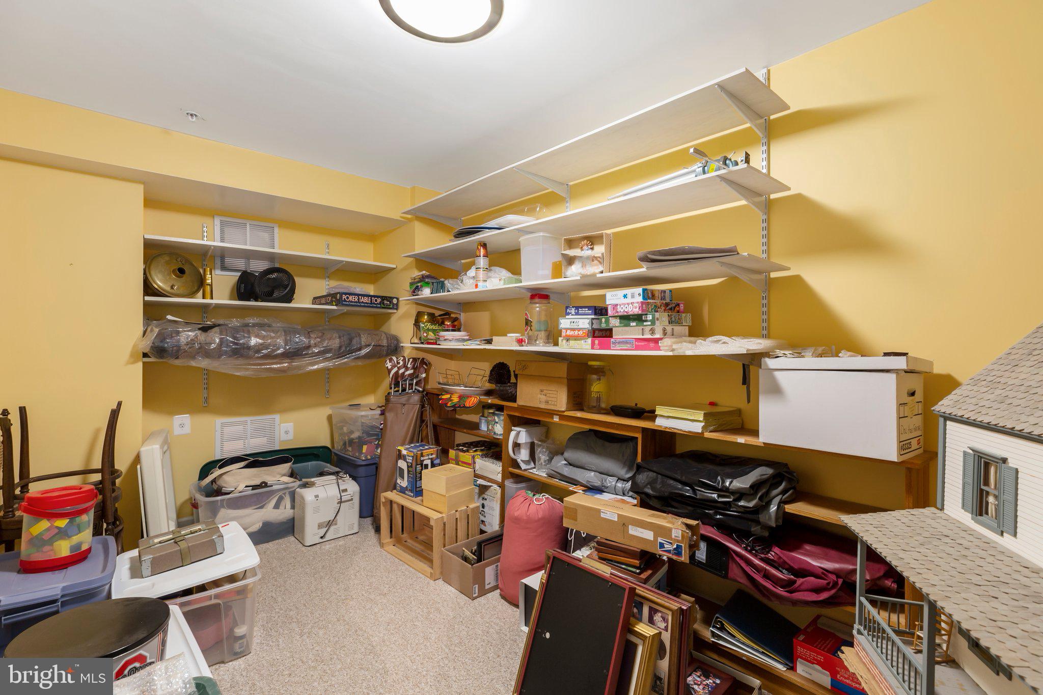 7 Carson Dr