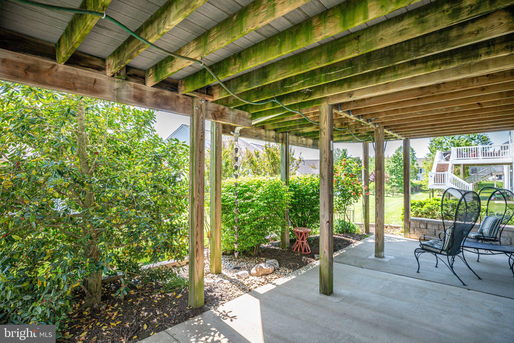 7 Carson Dr