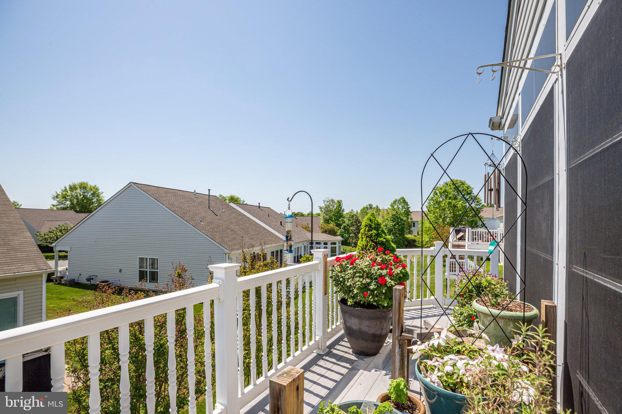 7 Carson Dr