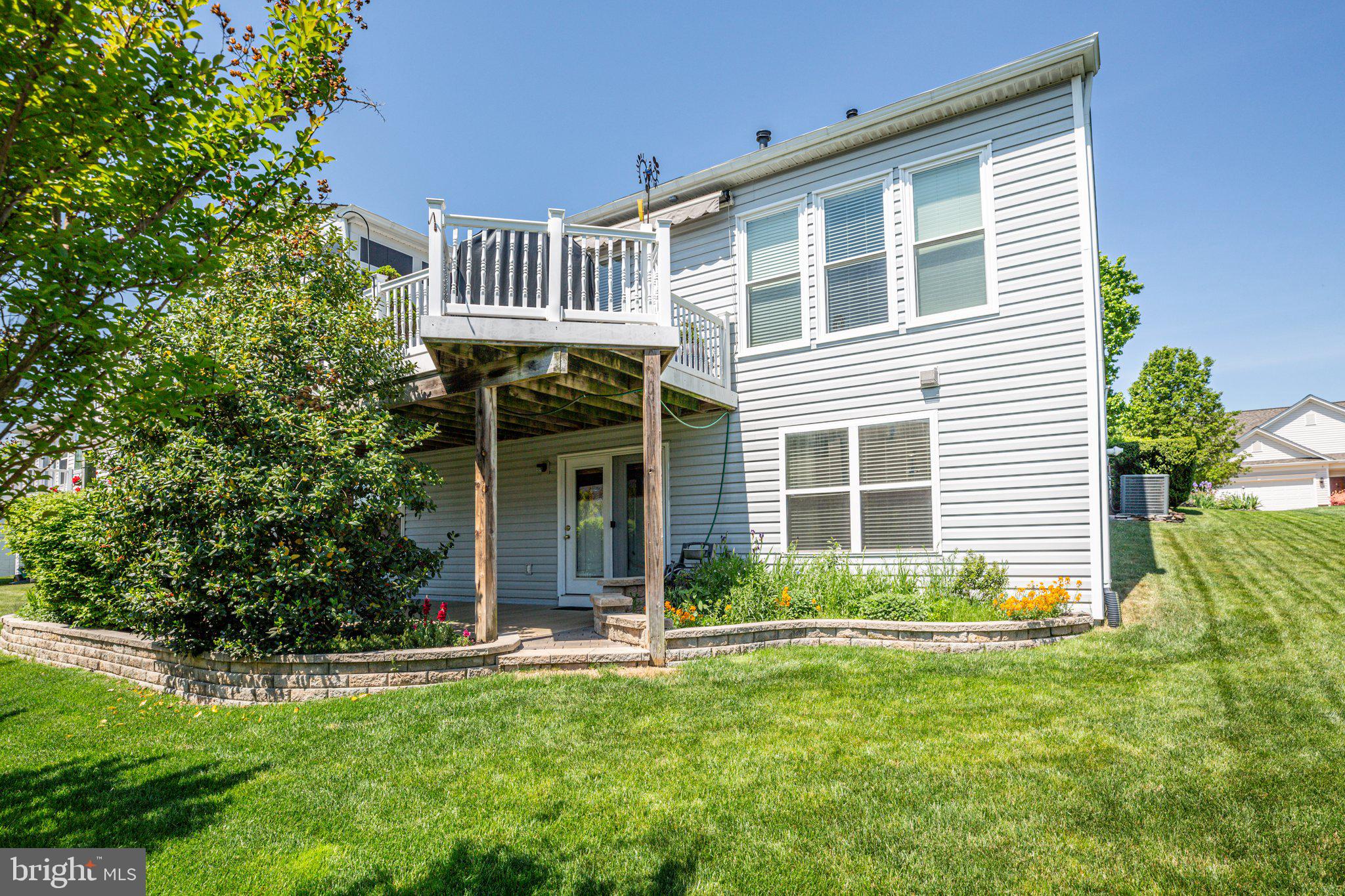 7 Carson Dr