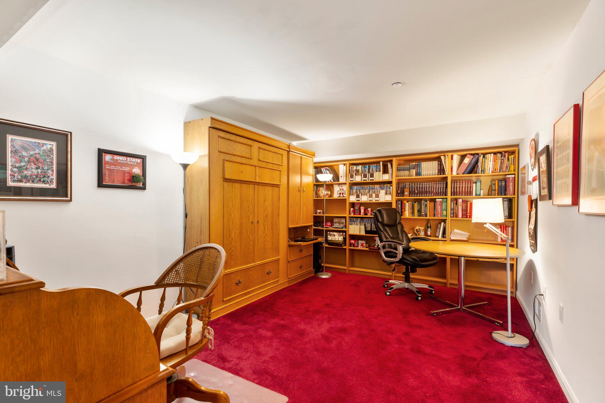 7 Carson Dr