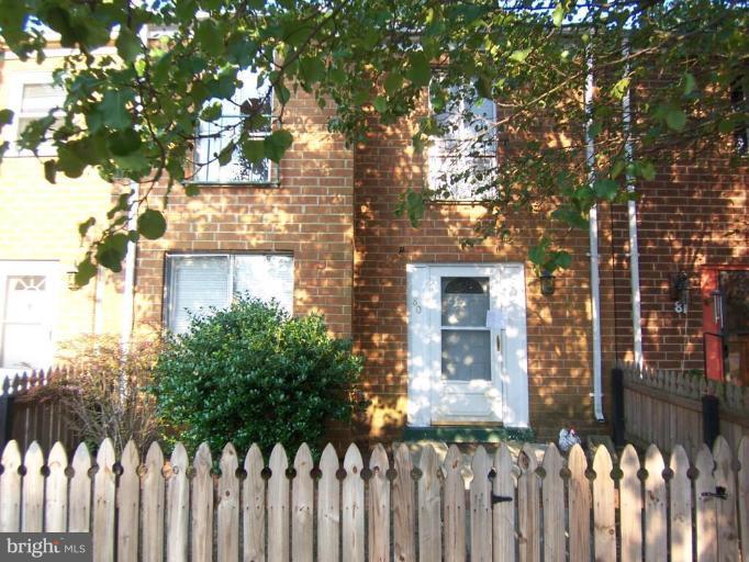80 Chestnut Dr