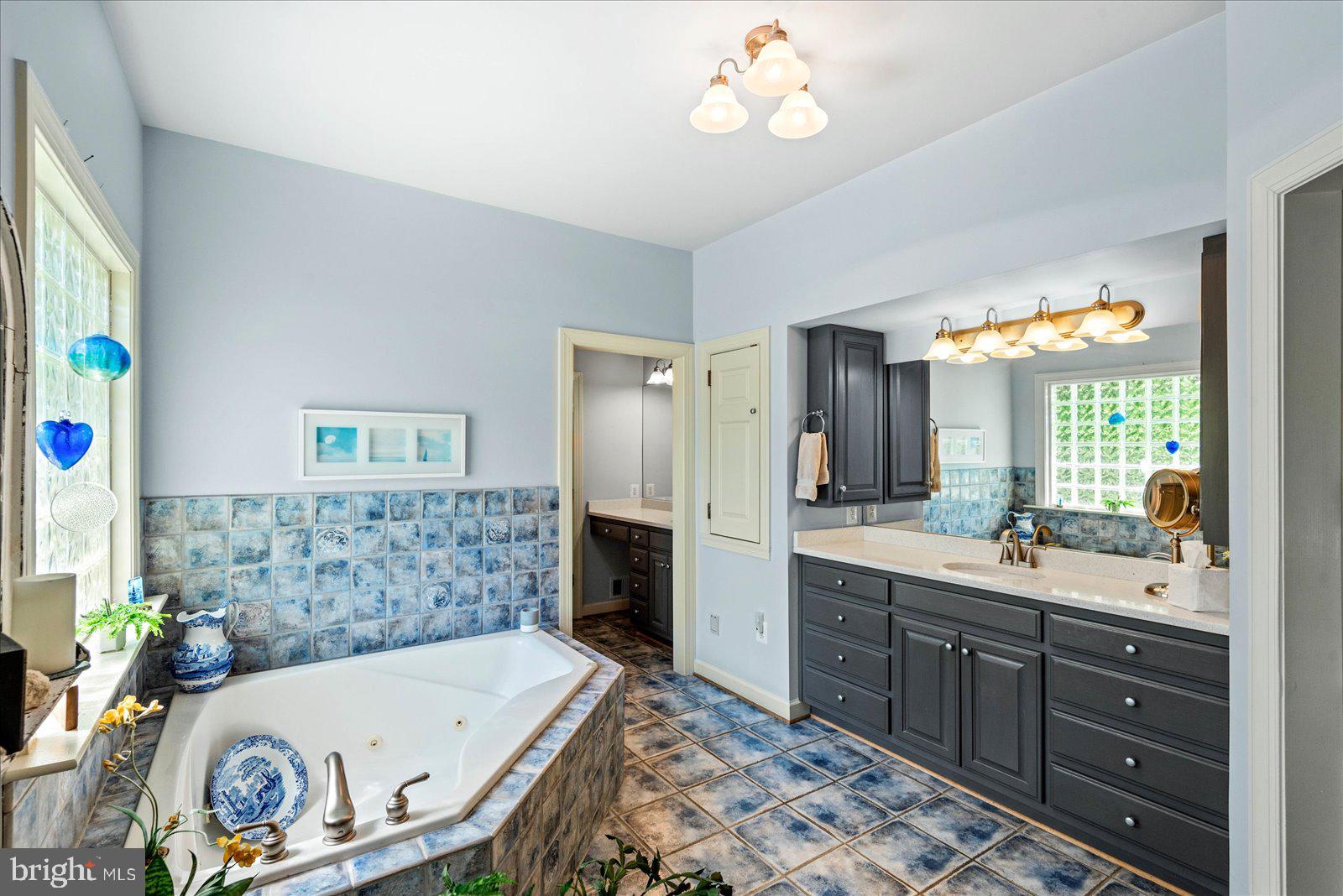5 Rippling Water Ct