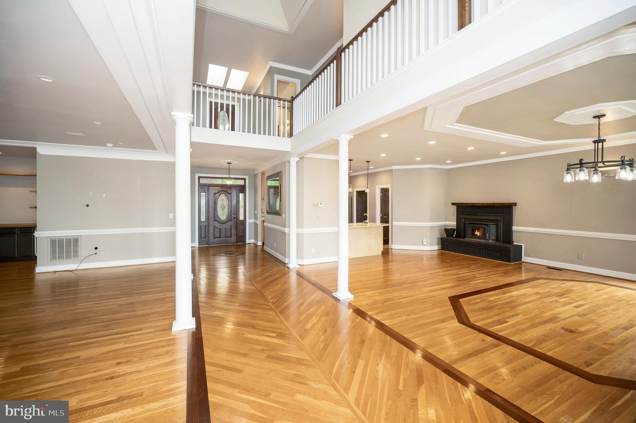 36 Pocahontas Ln