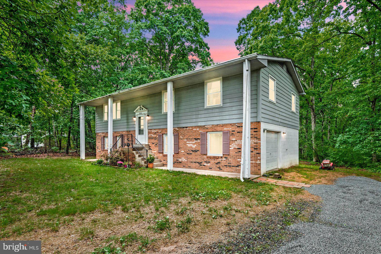 1644 Truslow Rd