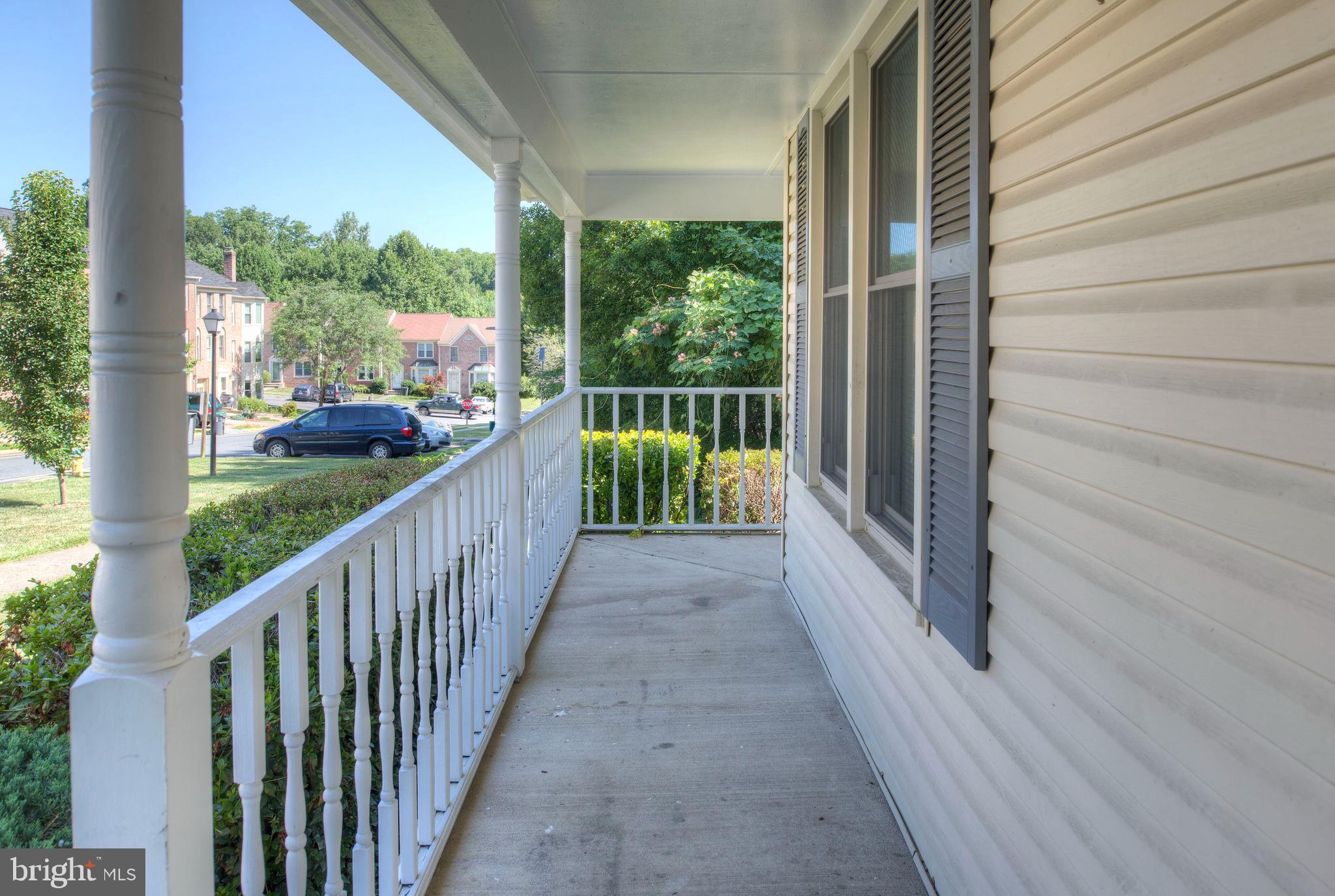 201 Rolling Hill Ct