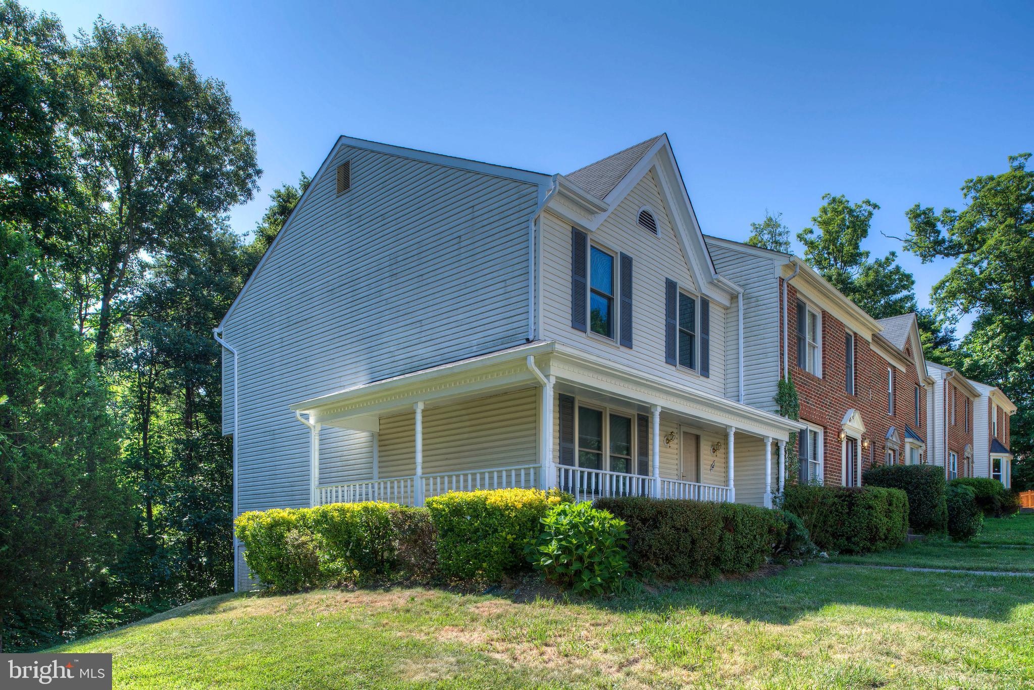 201 Rolling Hill Ct