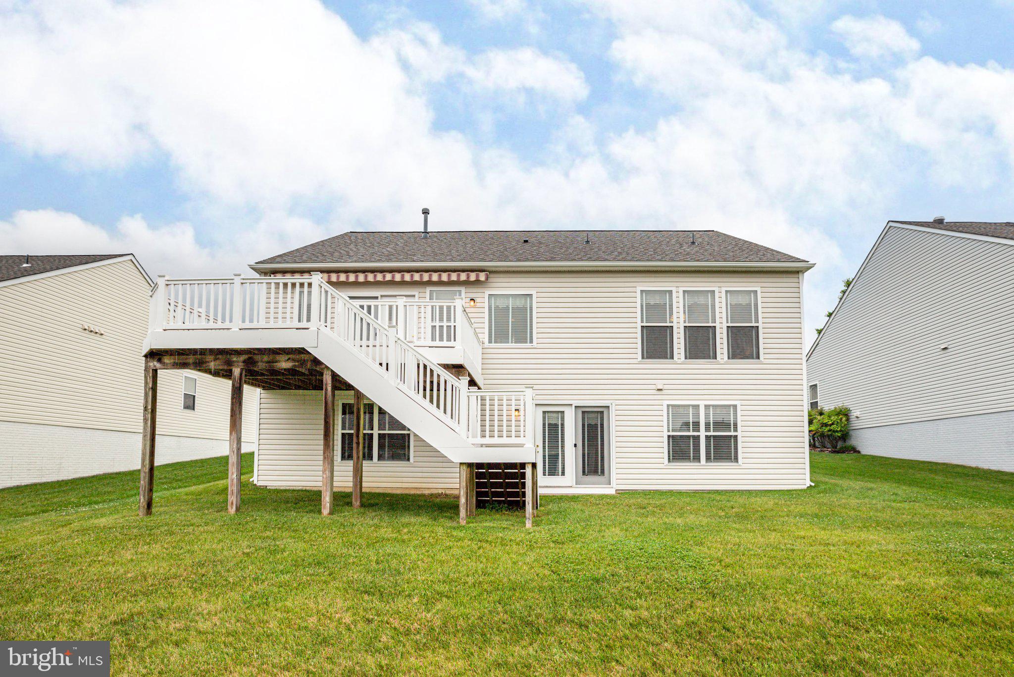 9 Carson Dr