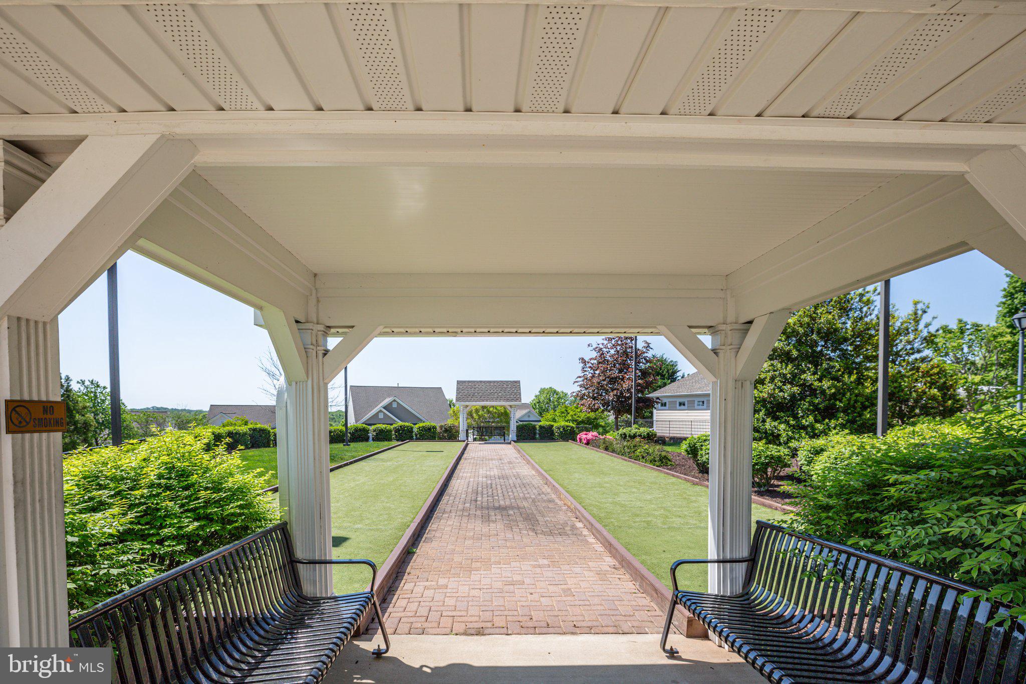 9 Carson Dr