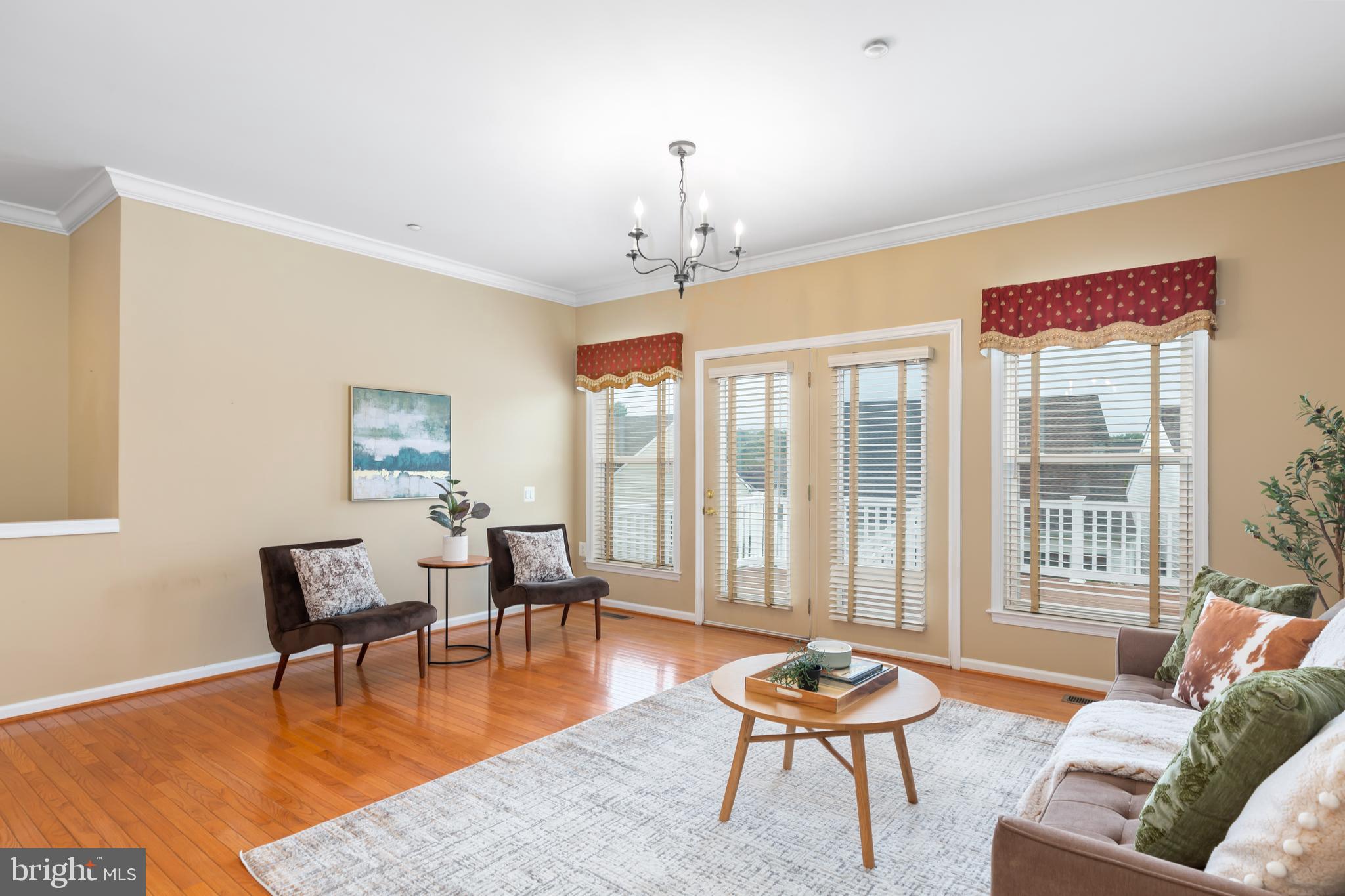 9 Carson Dr