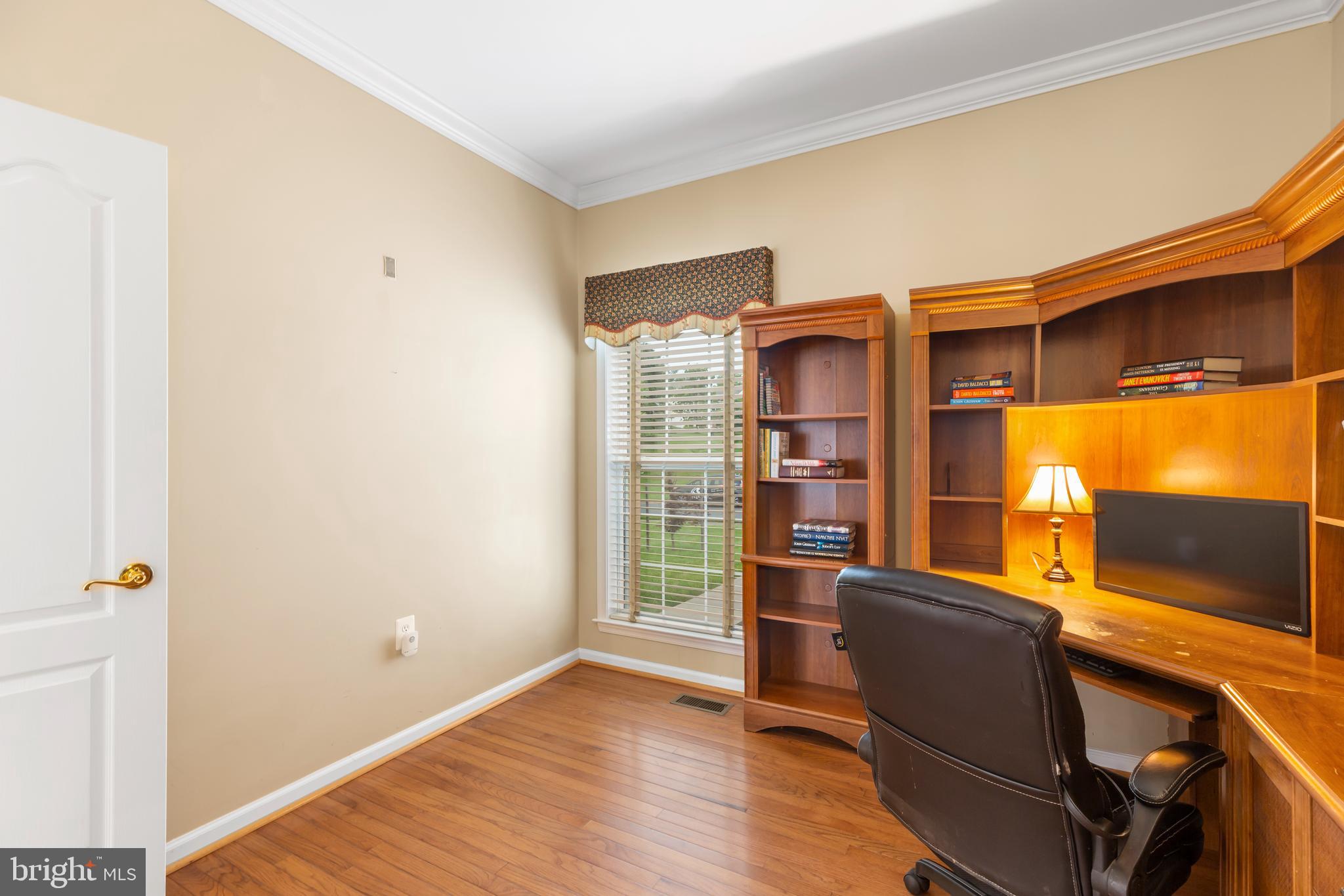 9 Carson Dr