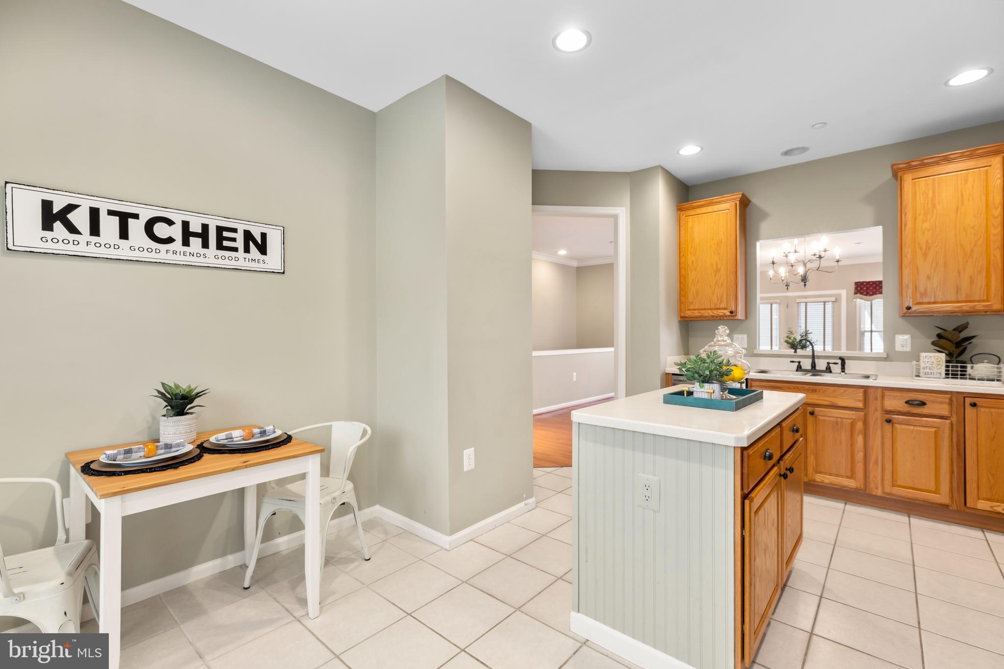 9 Carson Dr