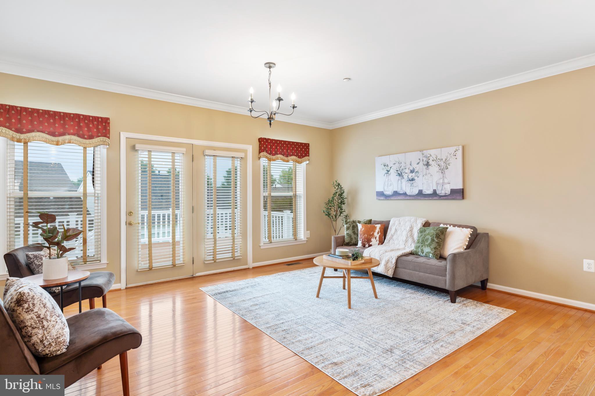 9 Carson Dr