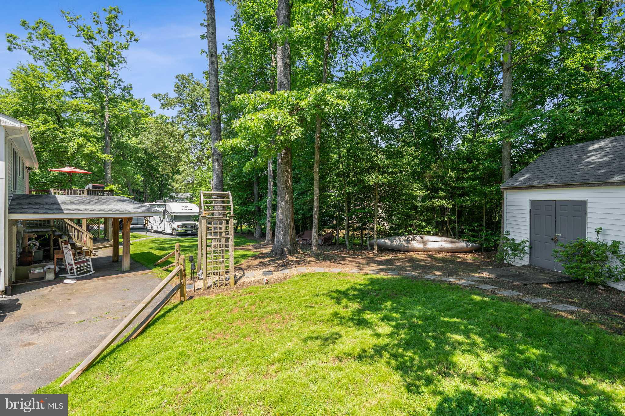 32 Bertram Blvd