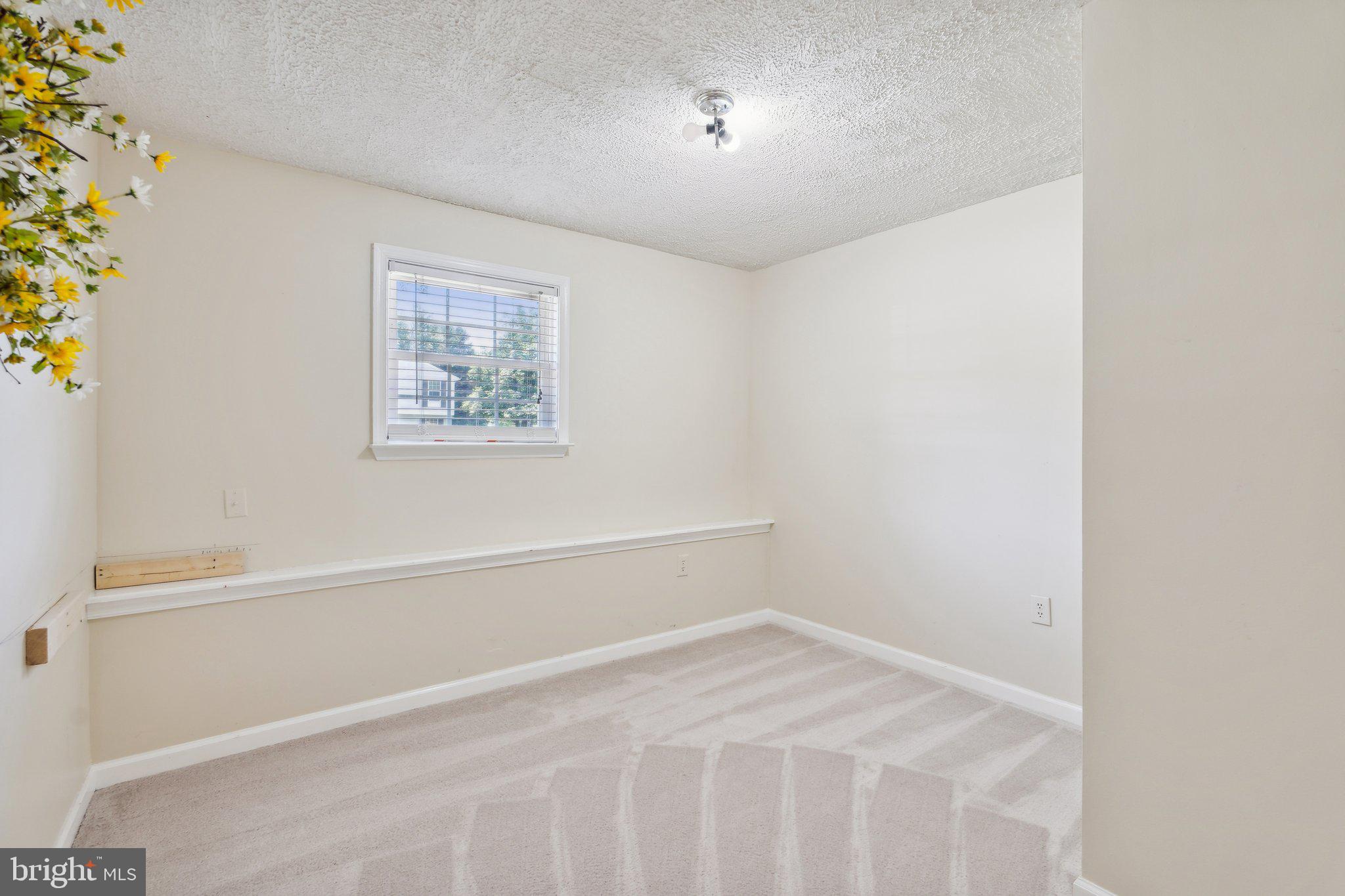 32 Bertram Blvd