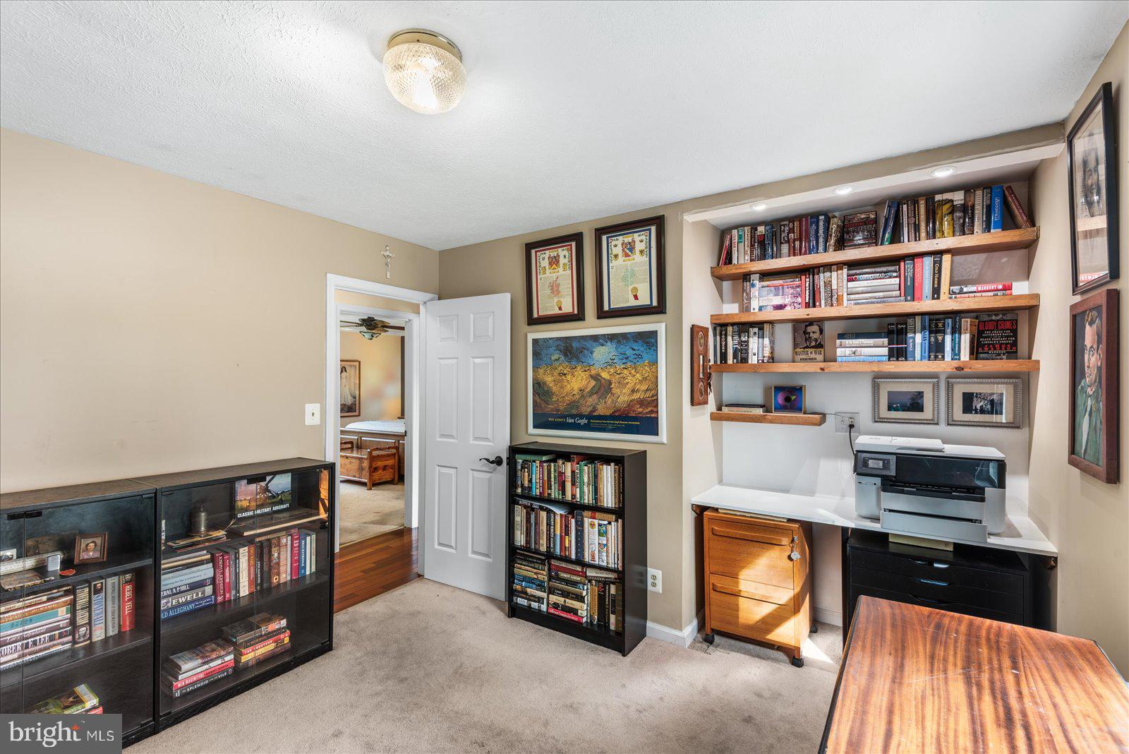 126 Jib Dr