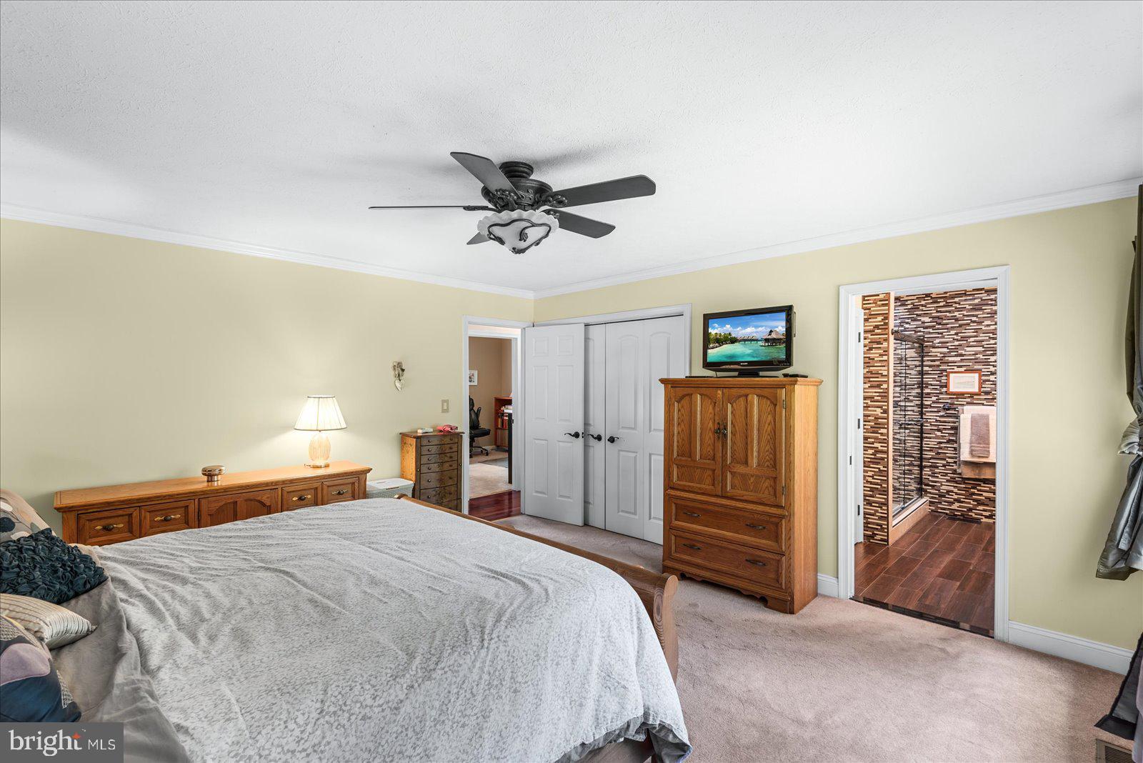 126 Jib Dr