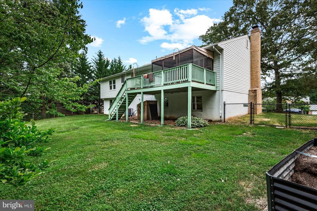 126 Jib Dr